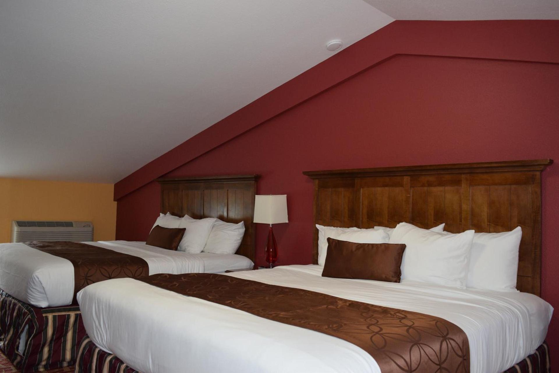 Dew Drop Inn photo 49