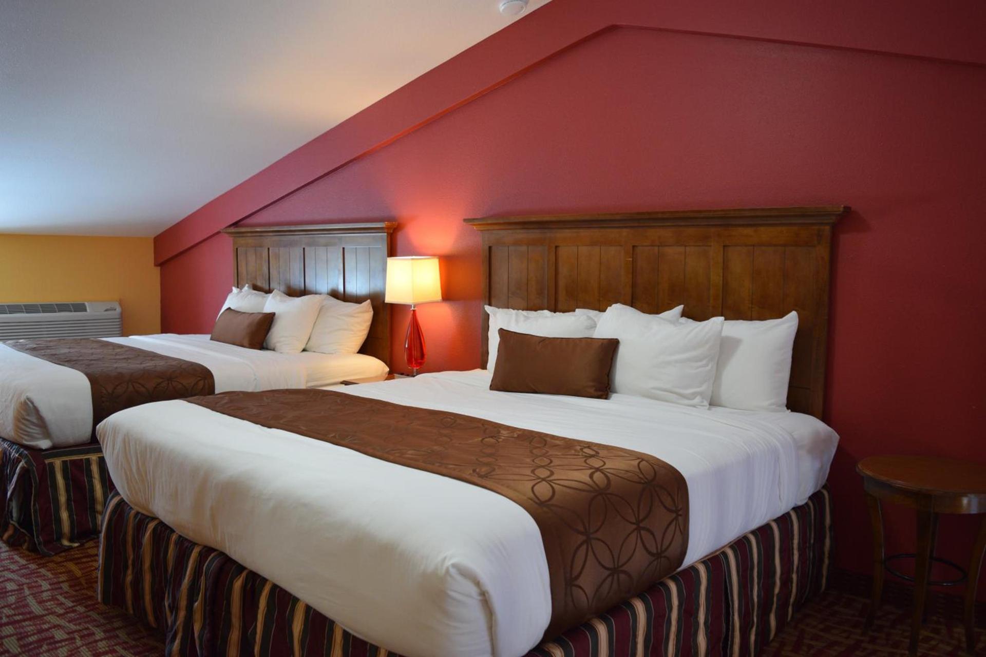 Dew Drop Inn photo 52