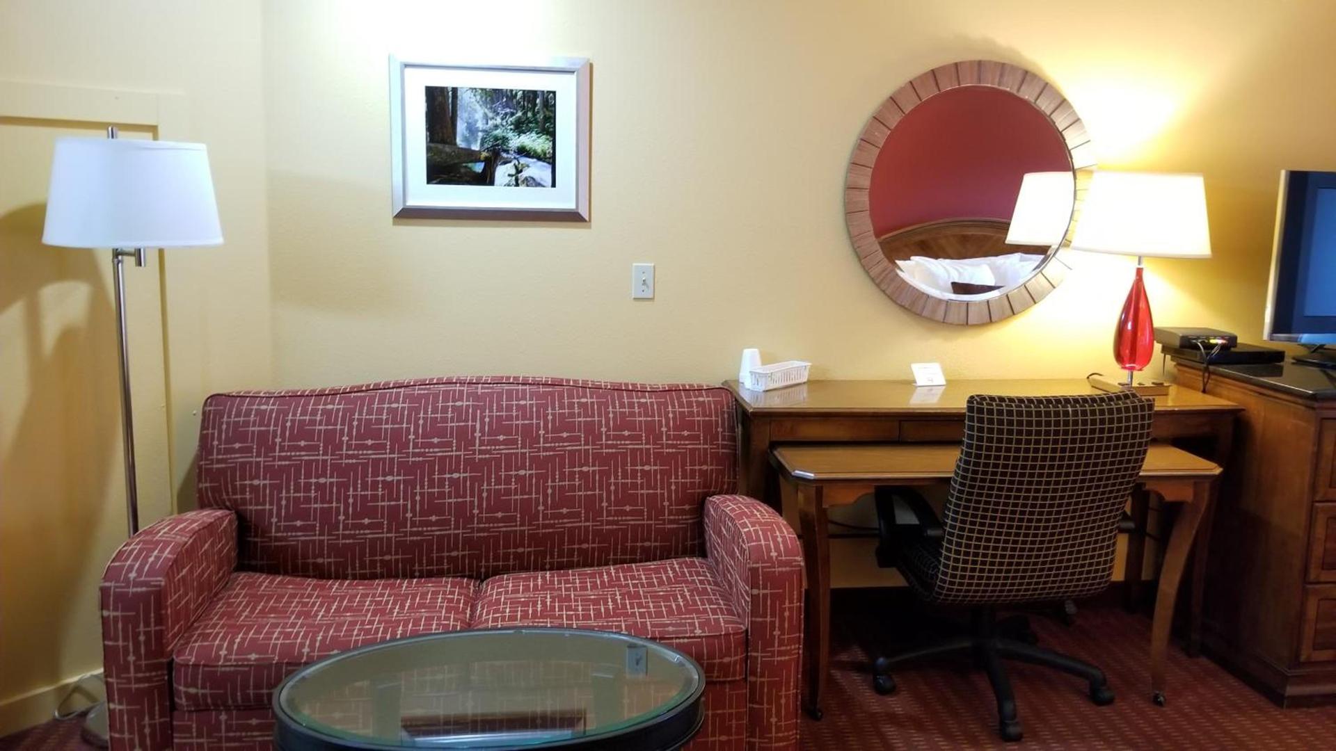 Dew Drop Inn photo 23