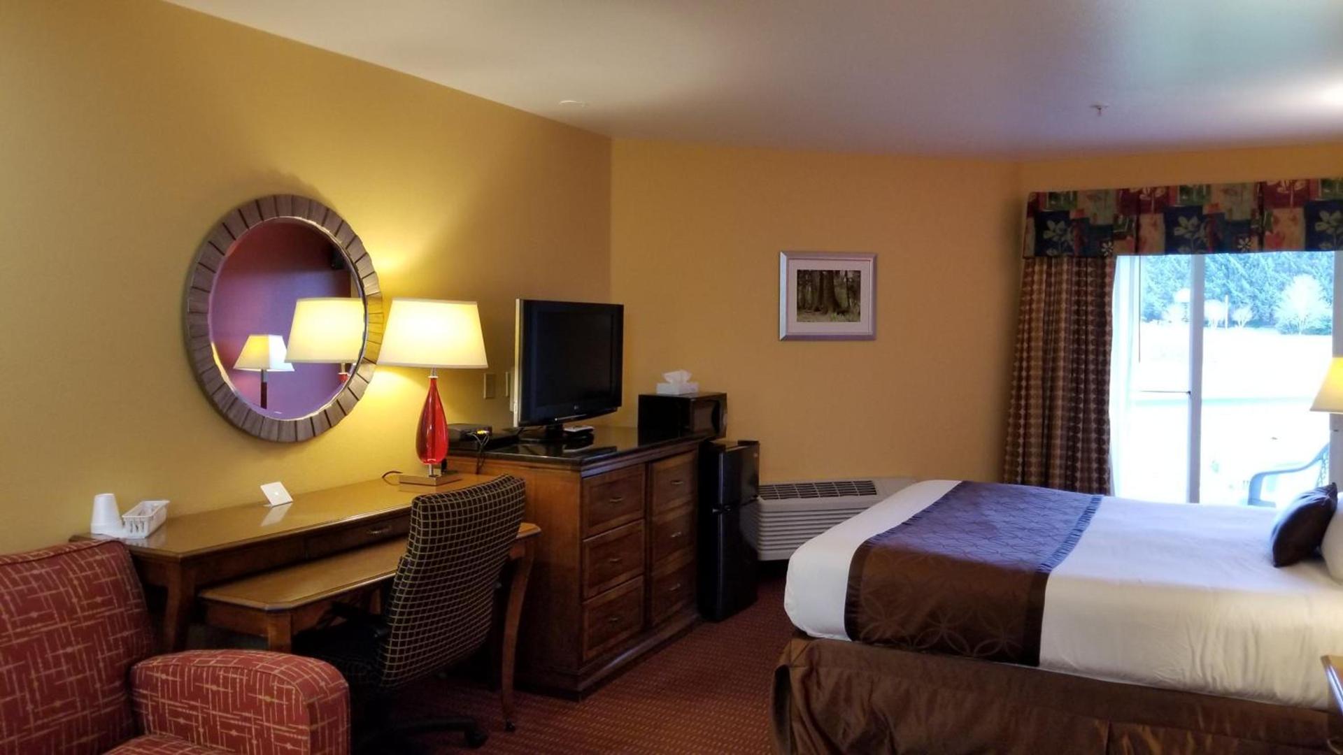 Dew Drop Inn photo 26