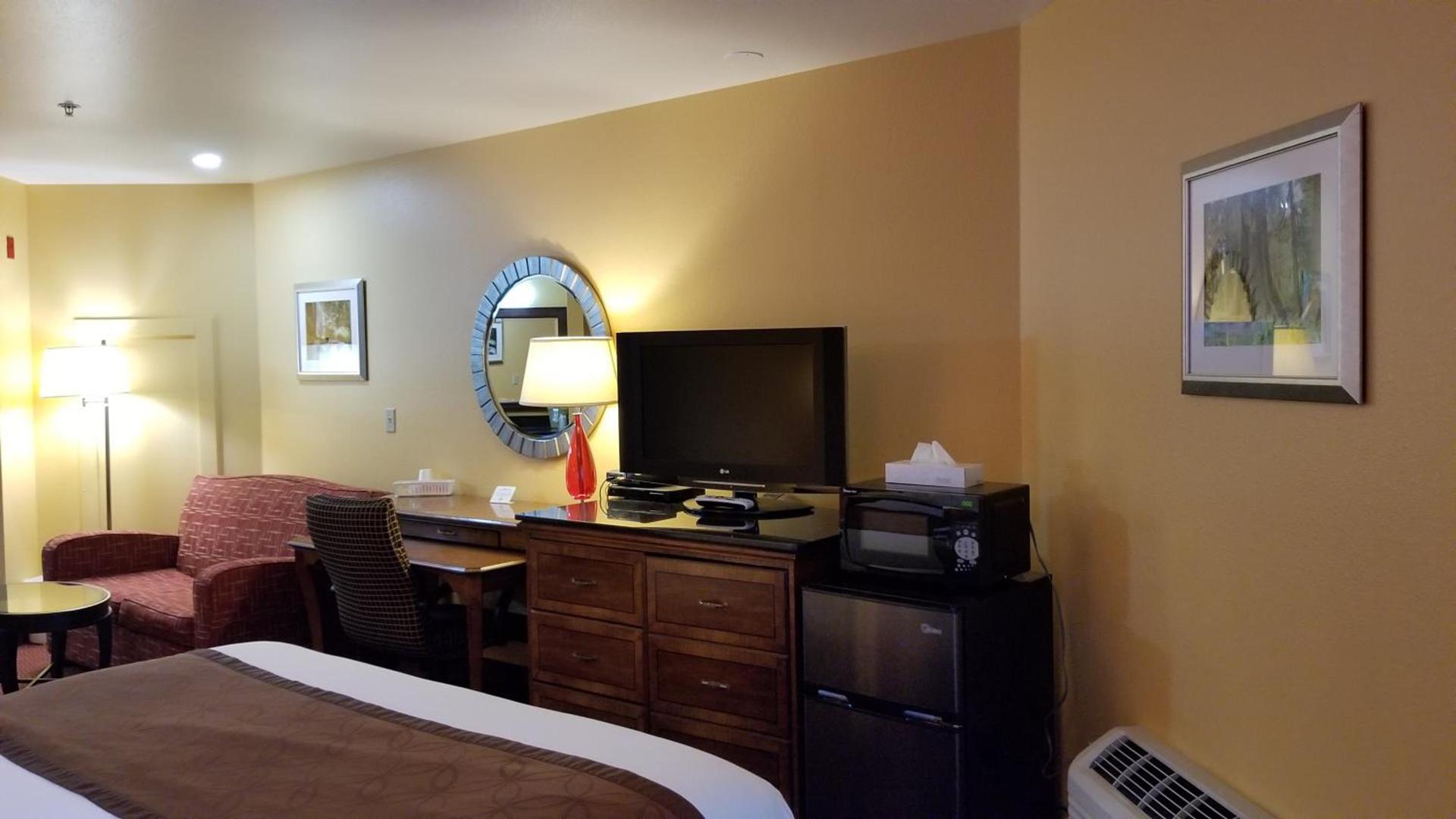 Dew Drop Inn photo 34