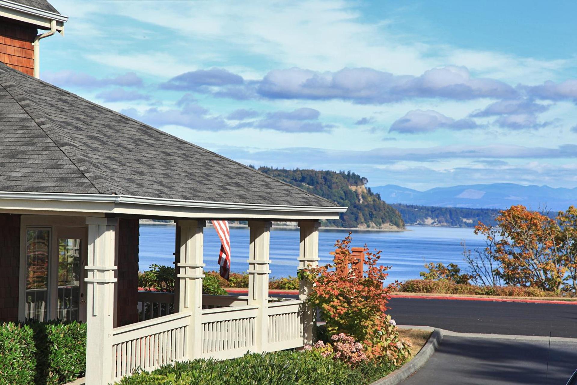Saratoga Inn photo 5