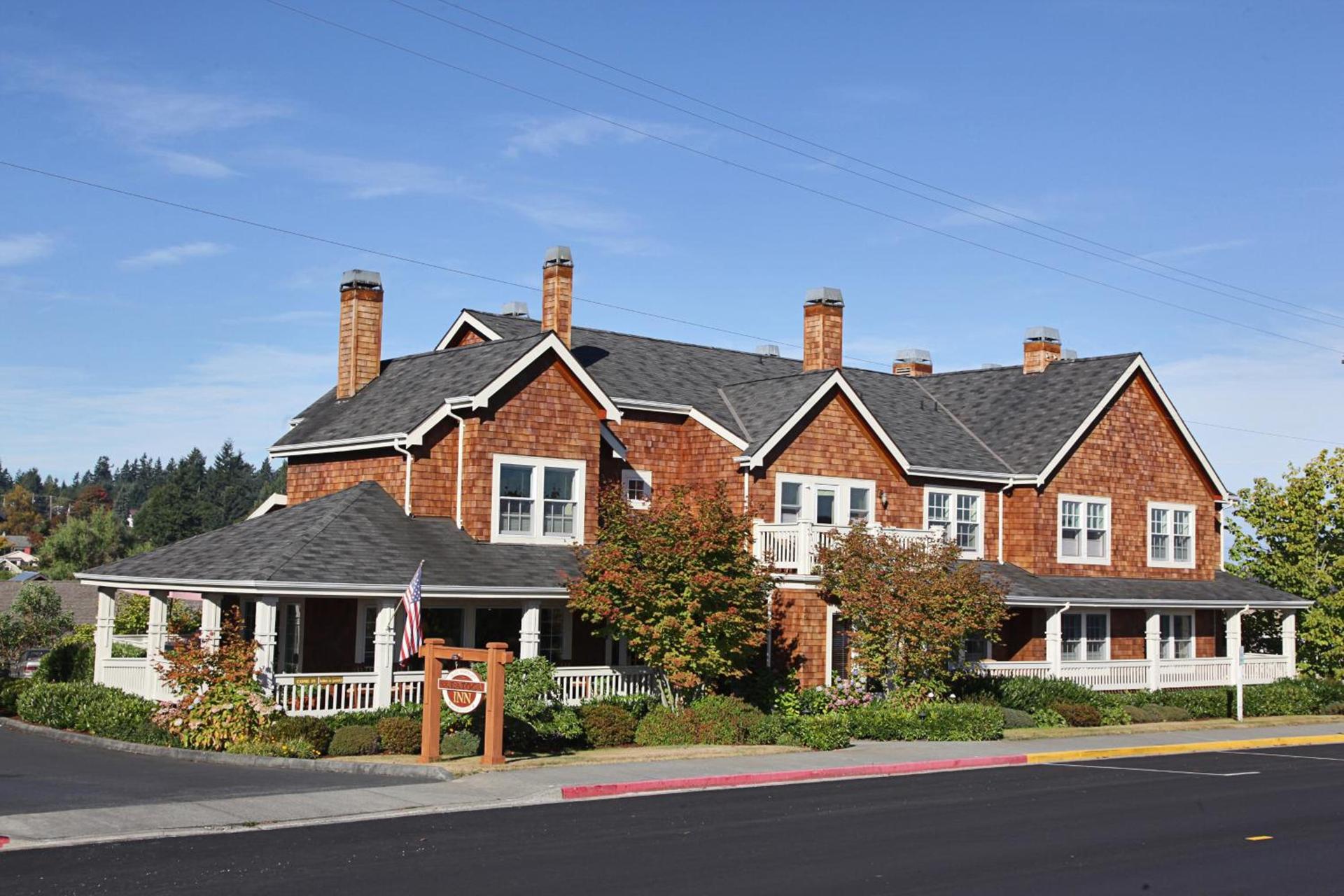 Saratoga Inn photo 2