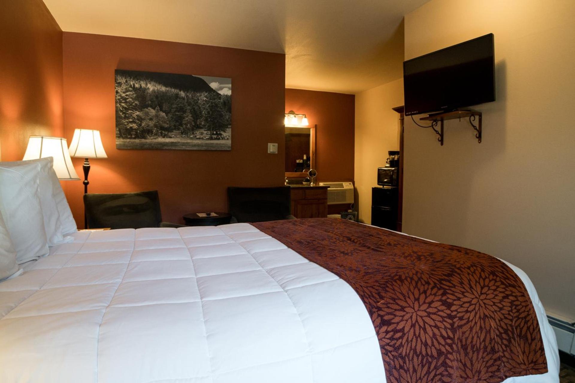 Silver Moon Inn photo 89