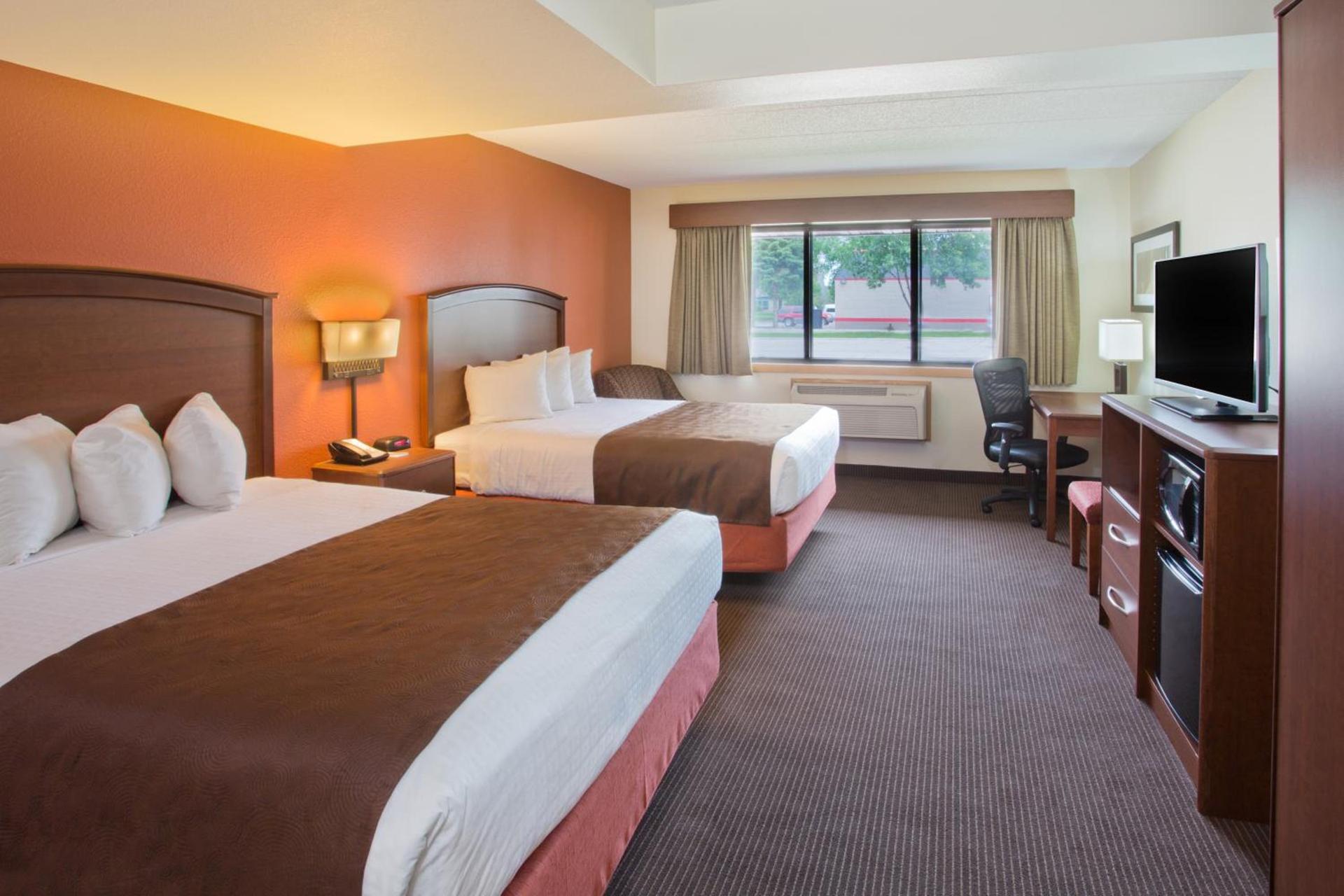 AmericInn by Wyndham Grand Forks photo 47