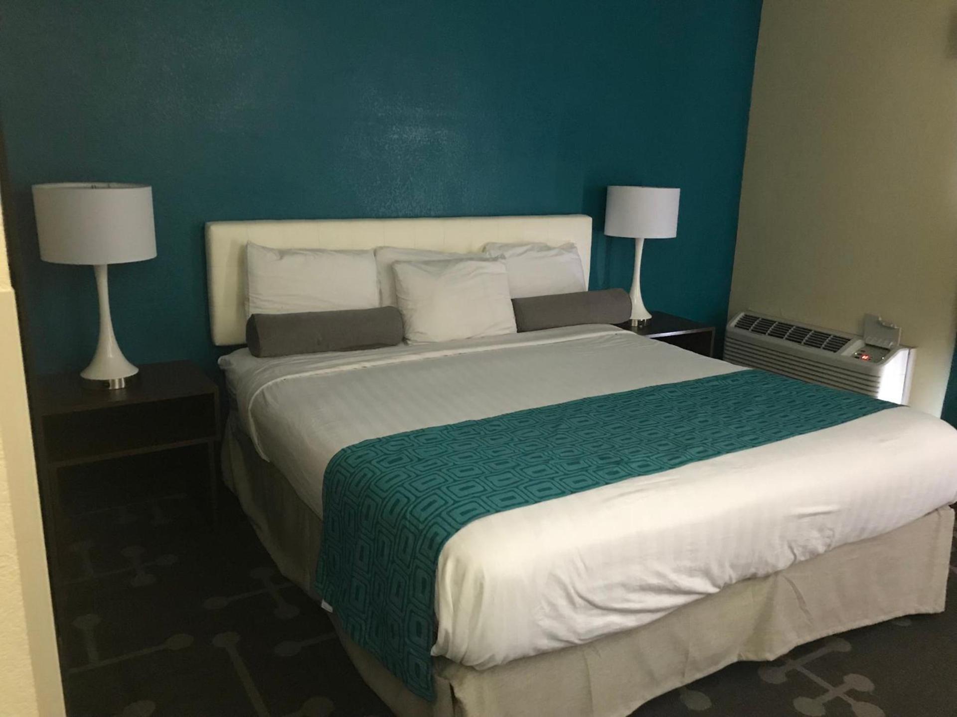 Howard Johnson by Wyndham Athens photo 27