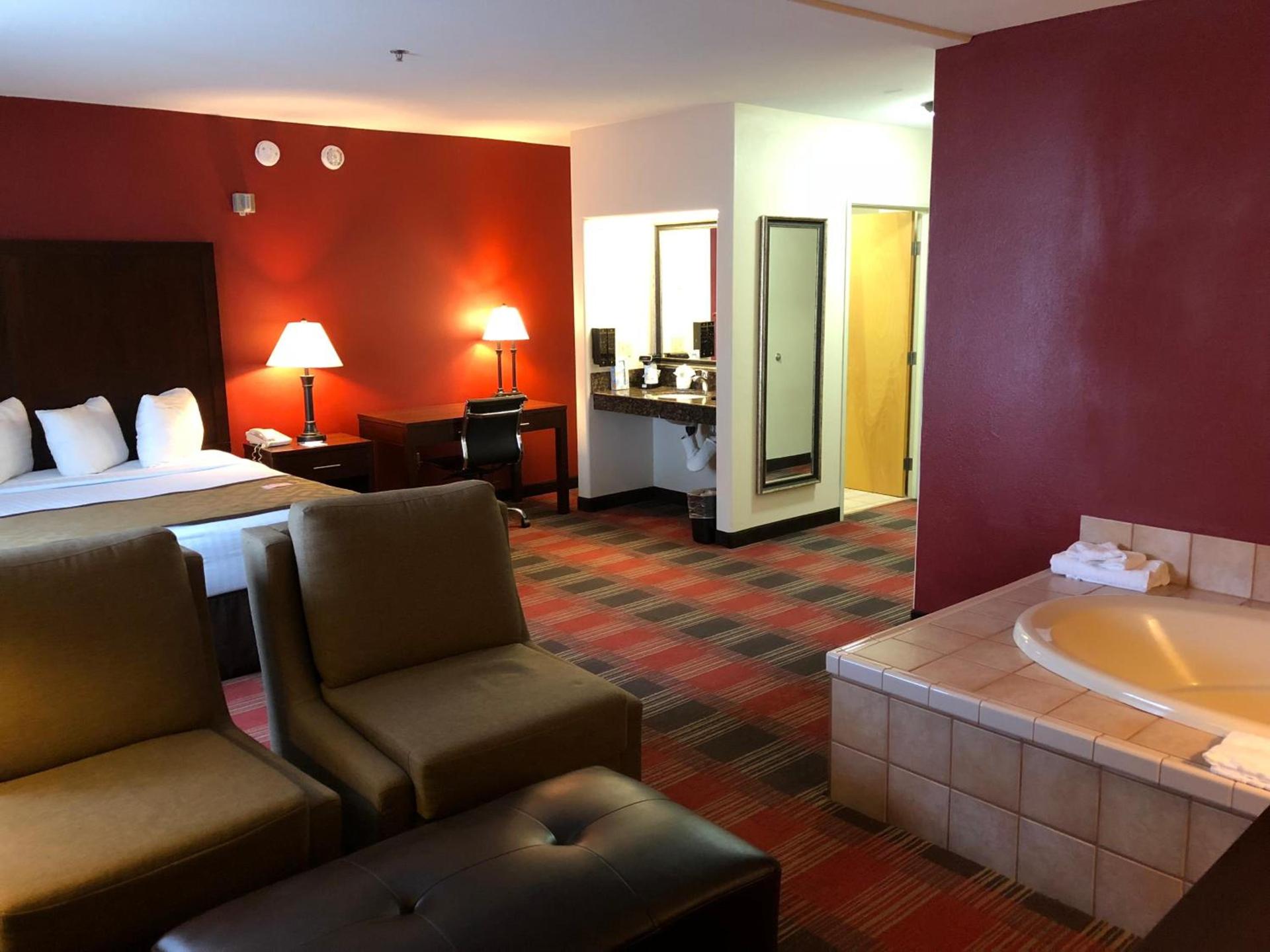 Best Western Dallas Inn & Suites photo 17