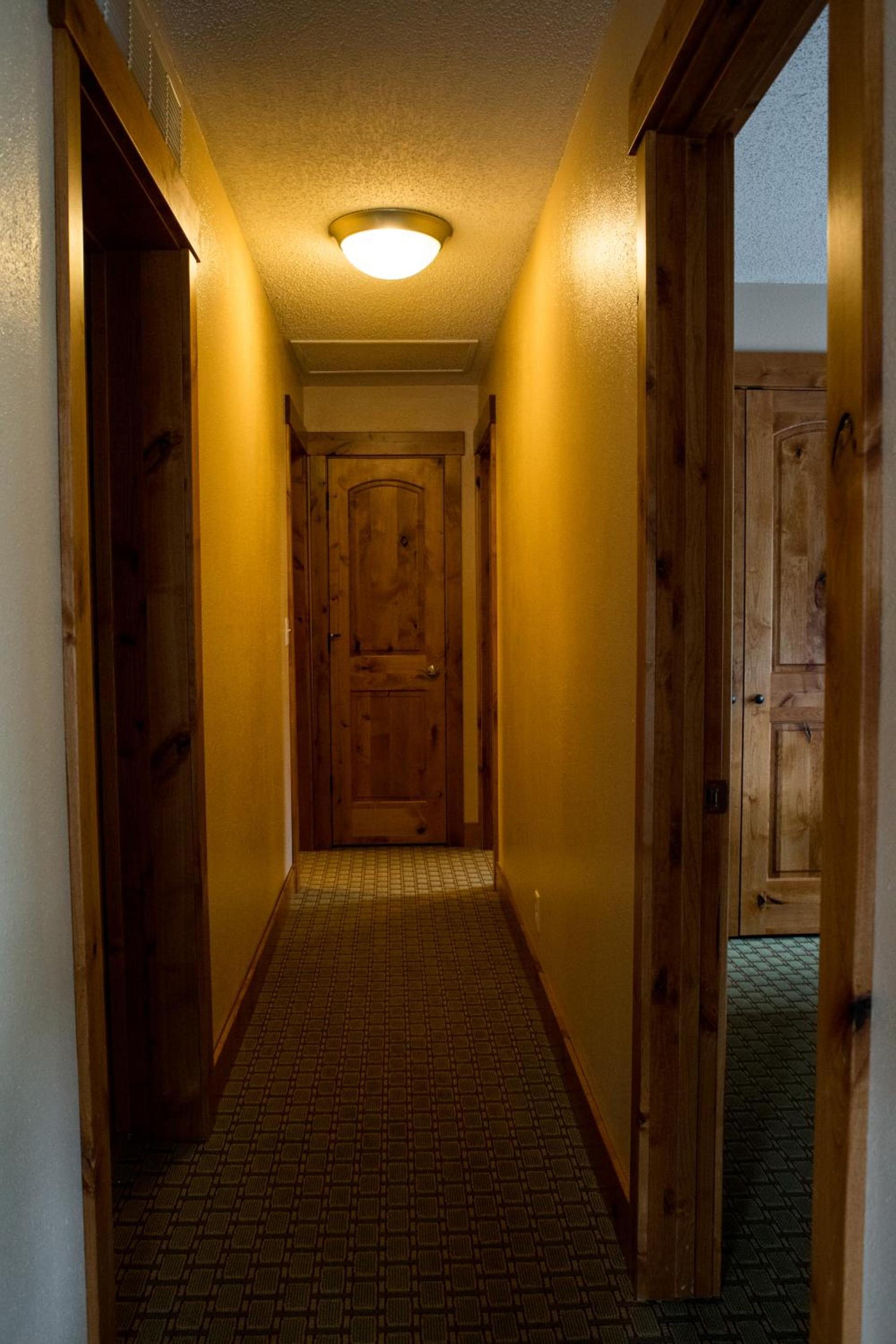Silver Moon Inn photo 55