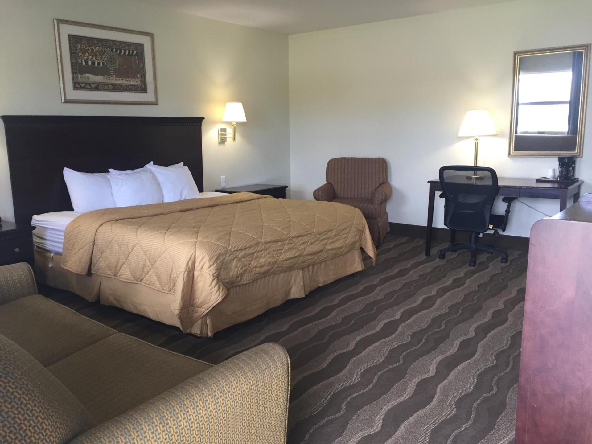 Budget Inn - Farmington photo 10