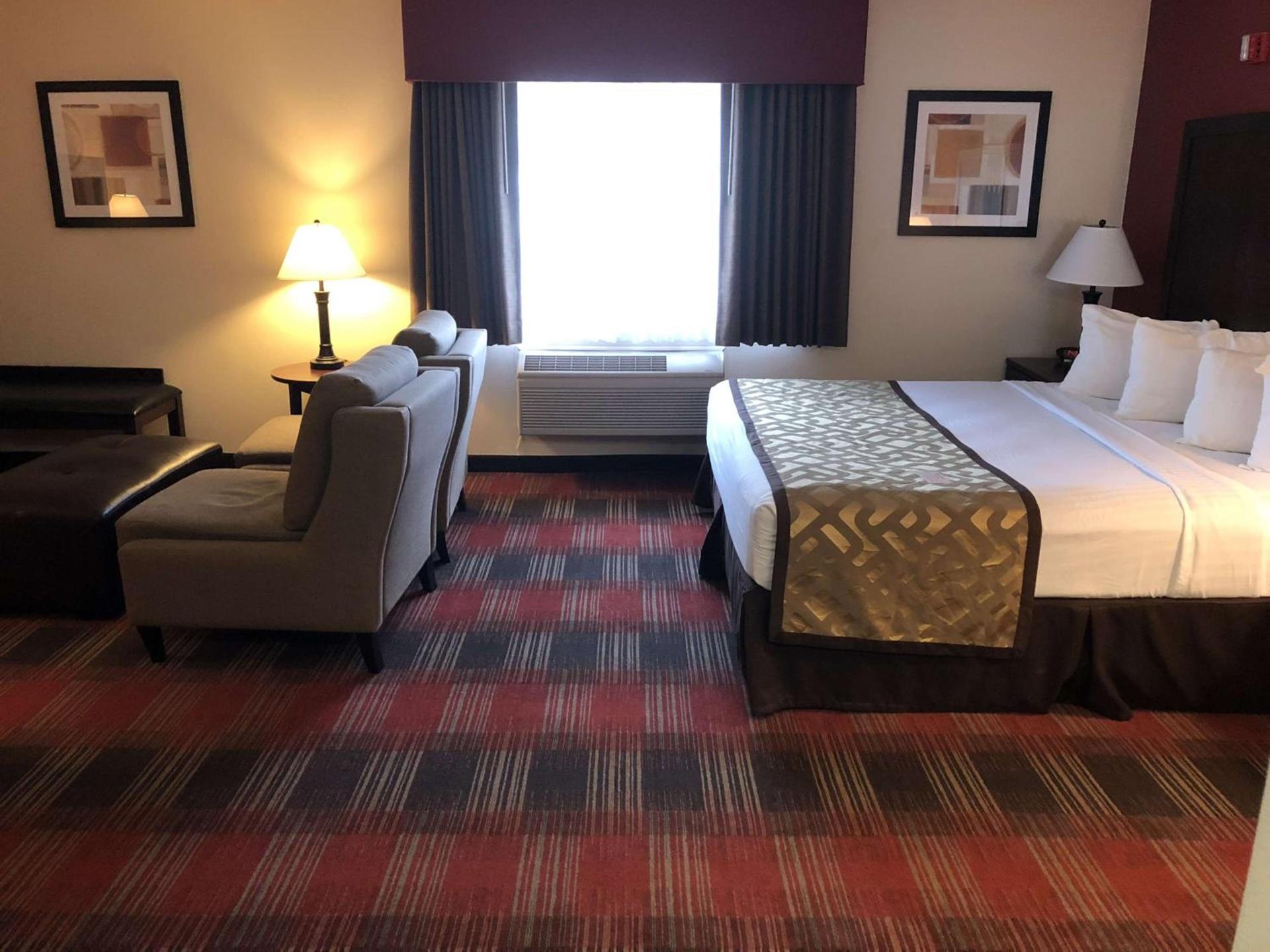 Best Western Dallas Inn & Suites photo 7