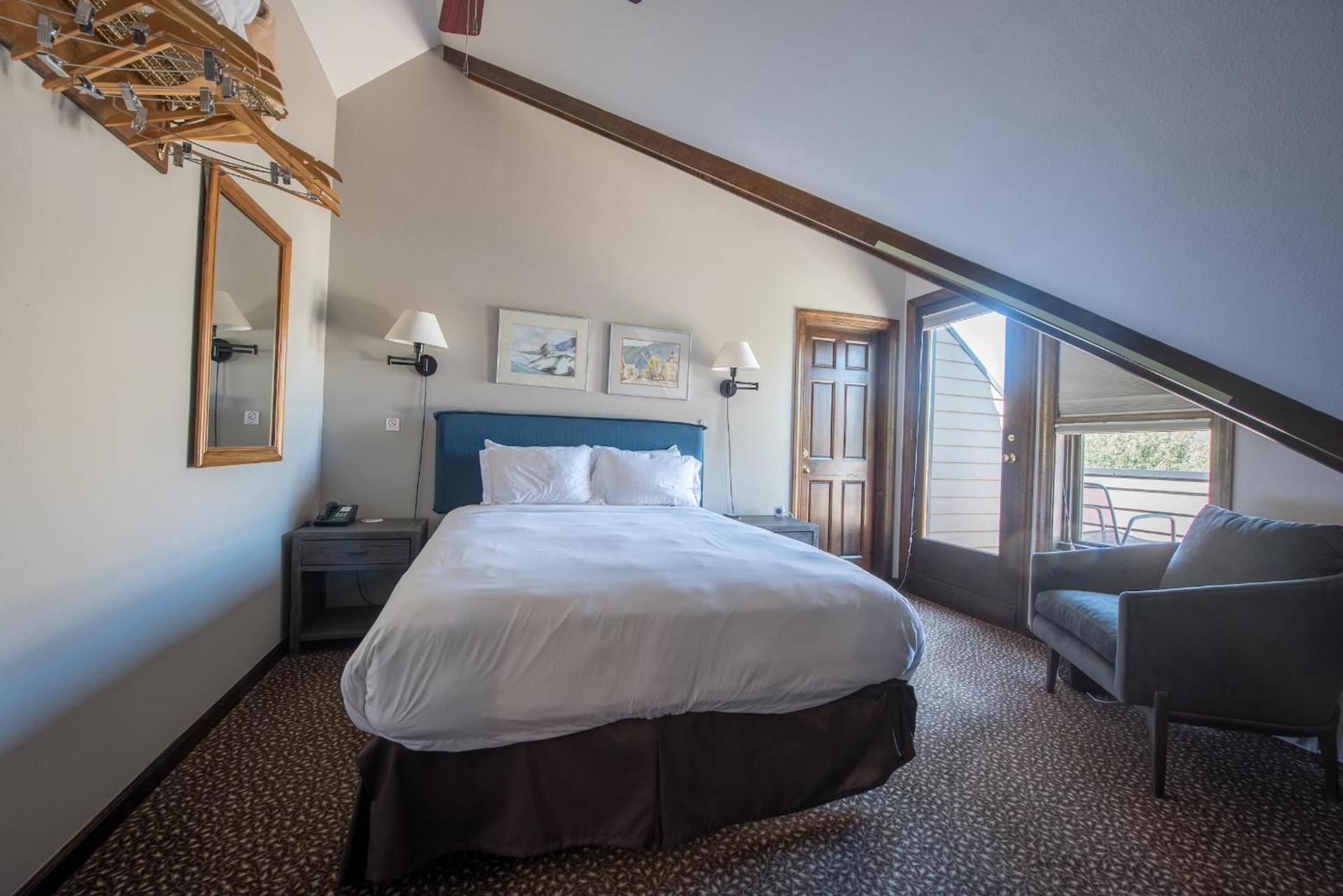 Elk Mountain Lodge photo 22