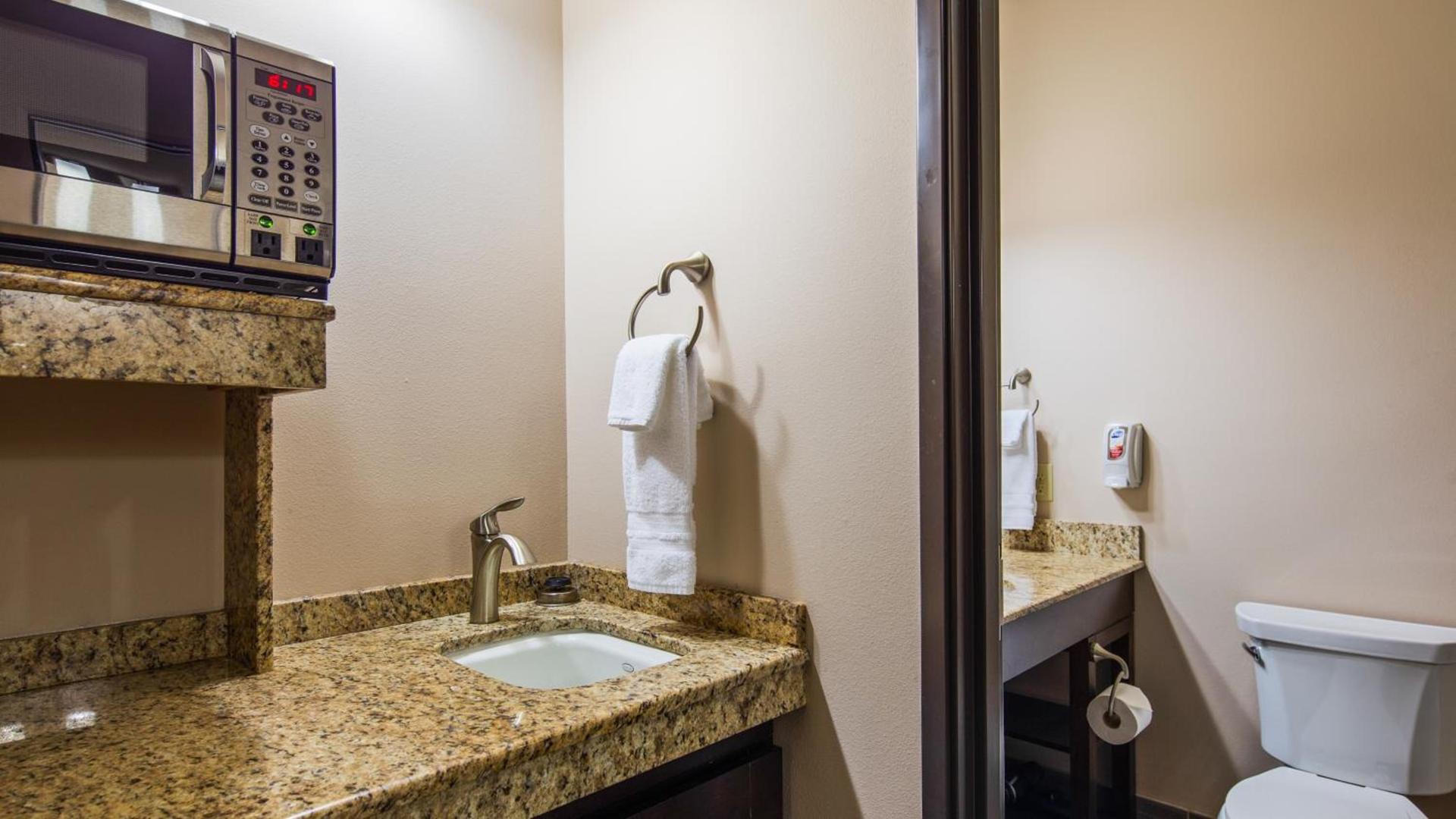Best Western Plus Havre Inn & Suites photo 18
