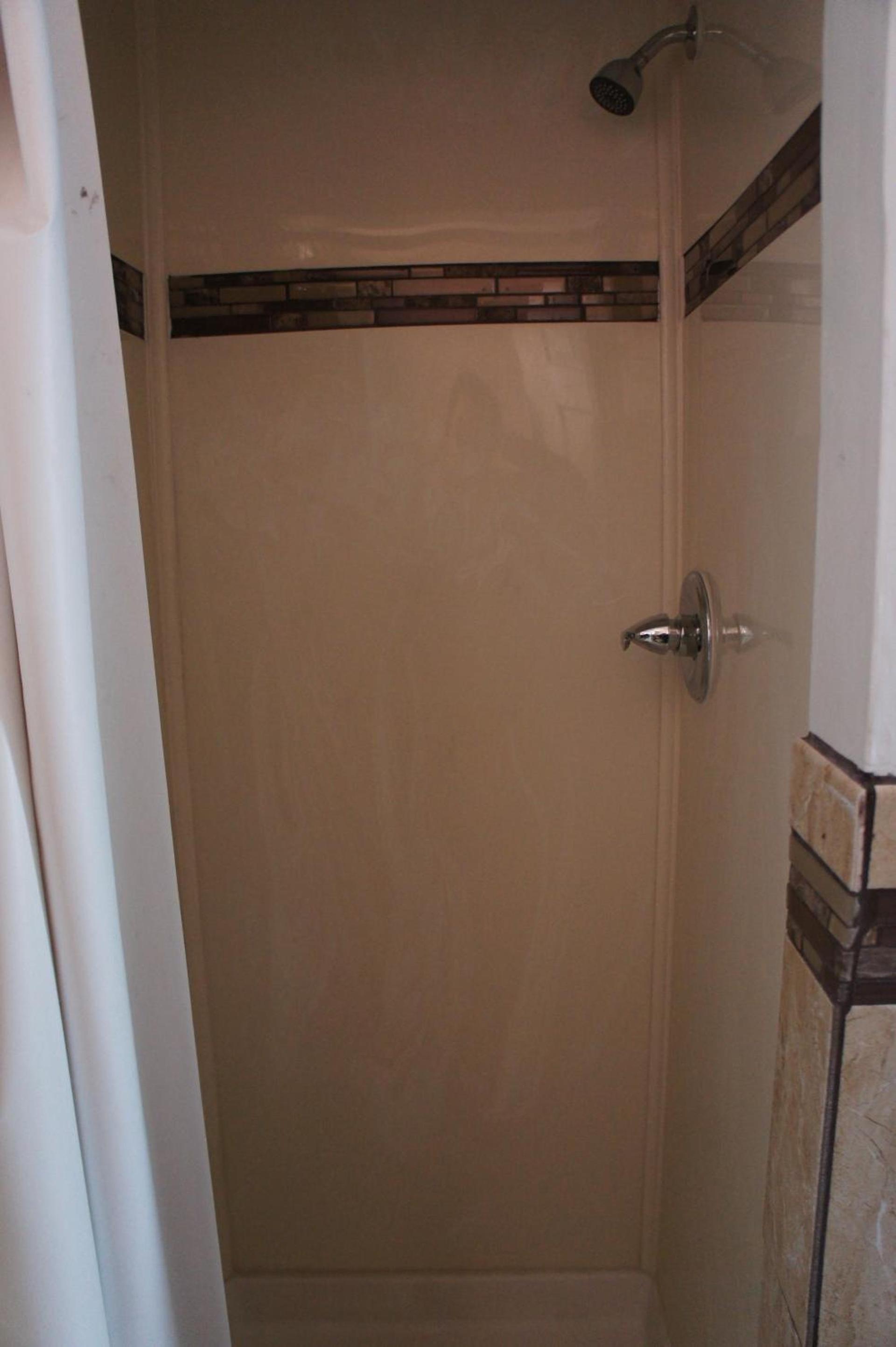 Budget Inn photo 5