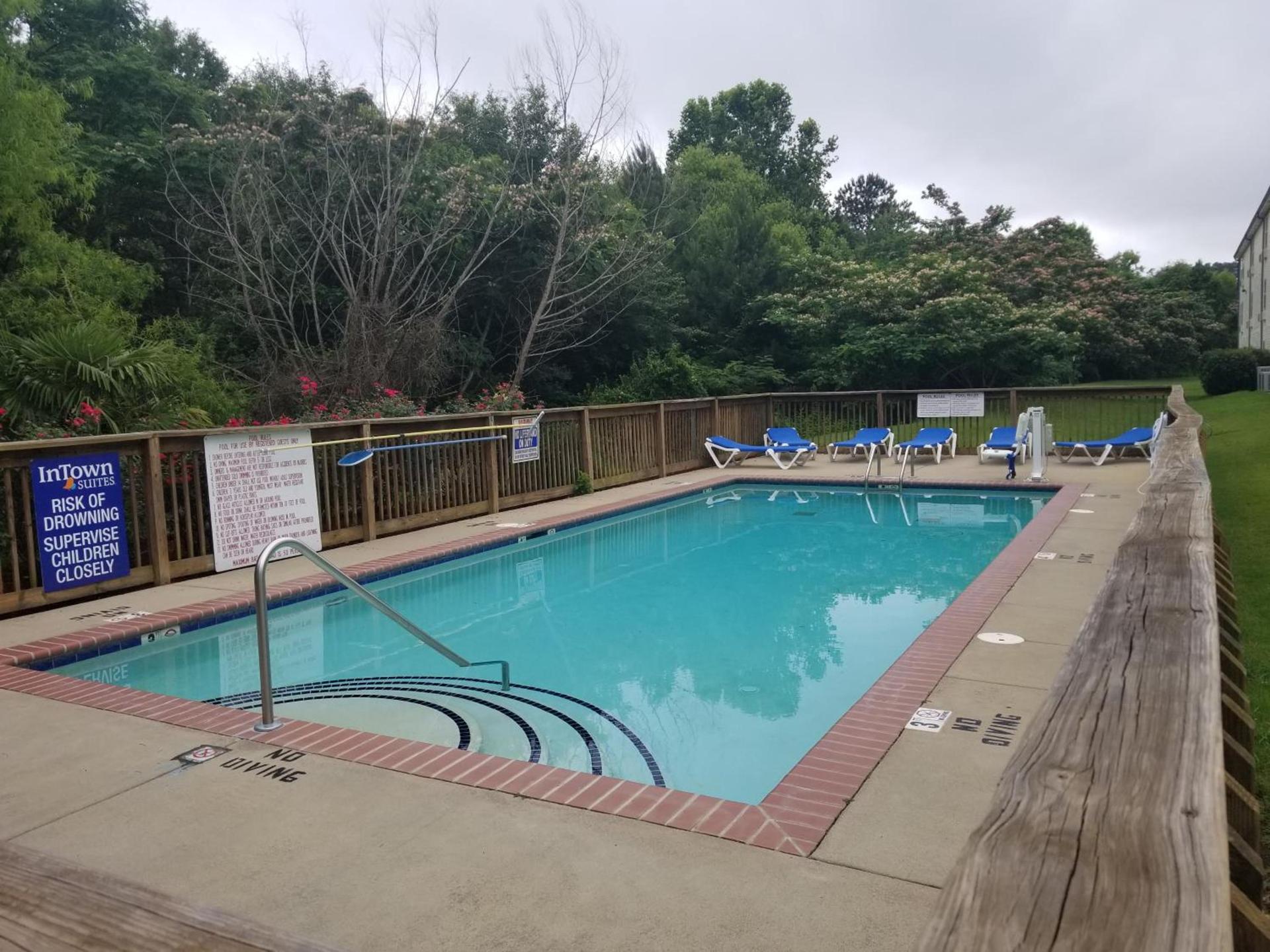 InTown Suites Extended Stay Columbus GA photo 16