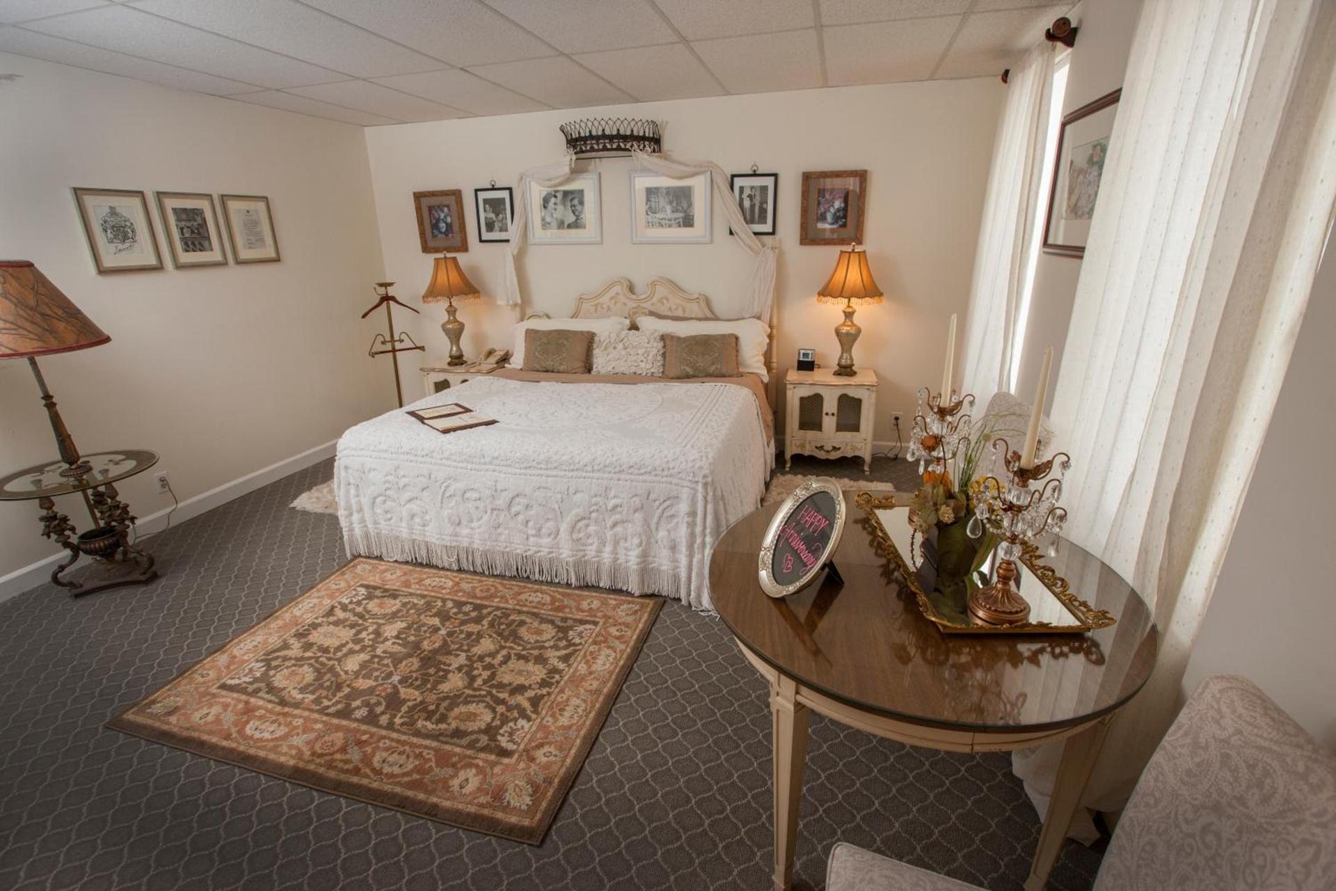 Seminole Inn photo 40