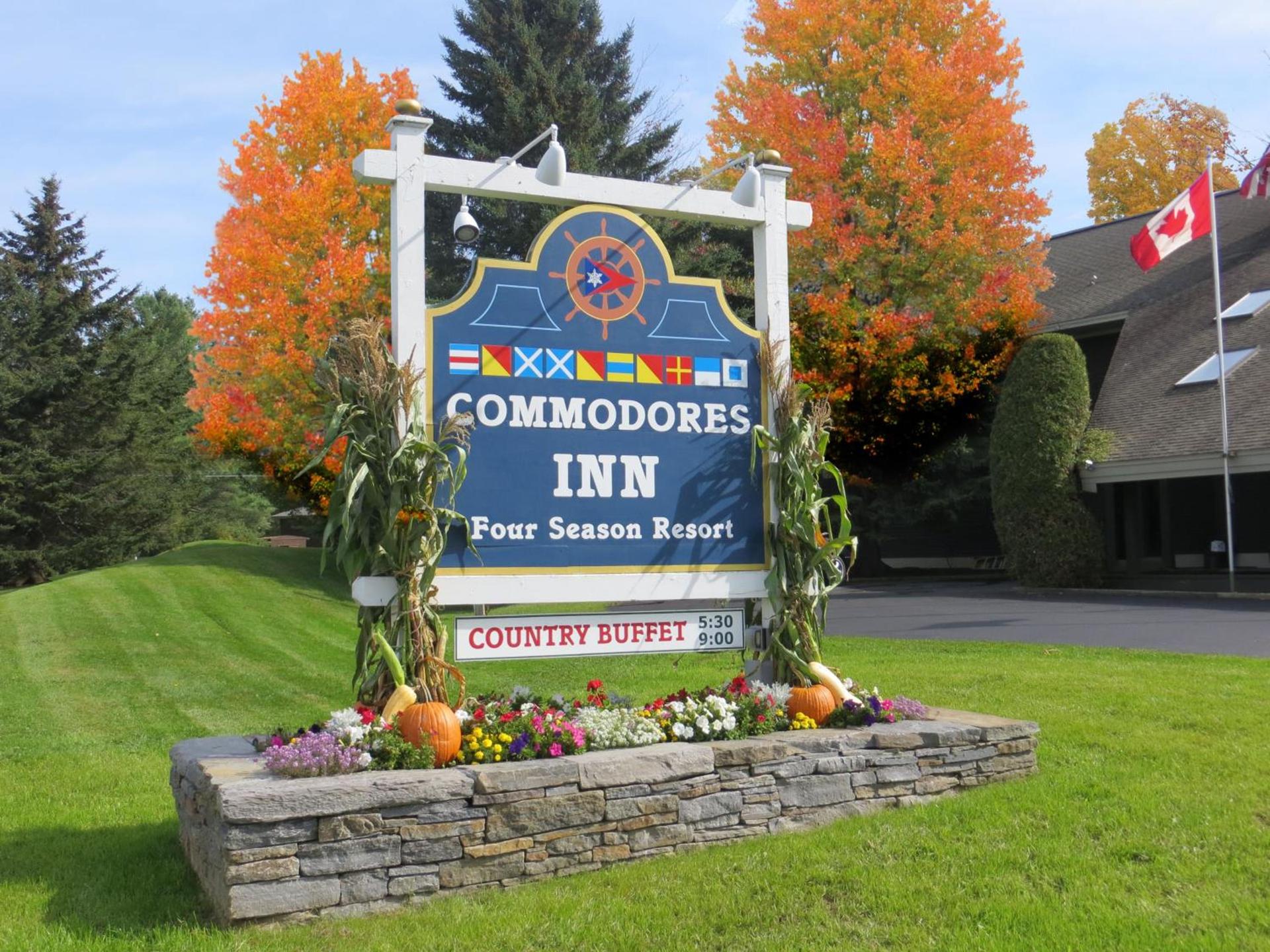 Commodores Inn photo 13