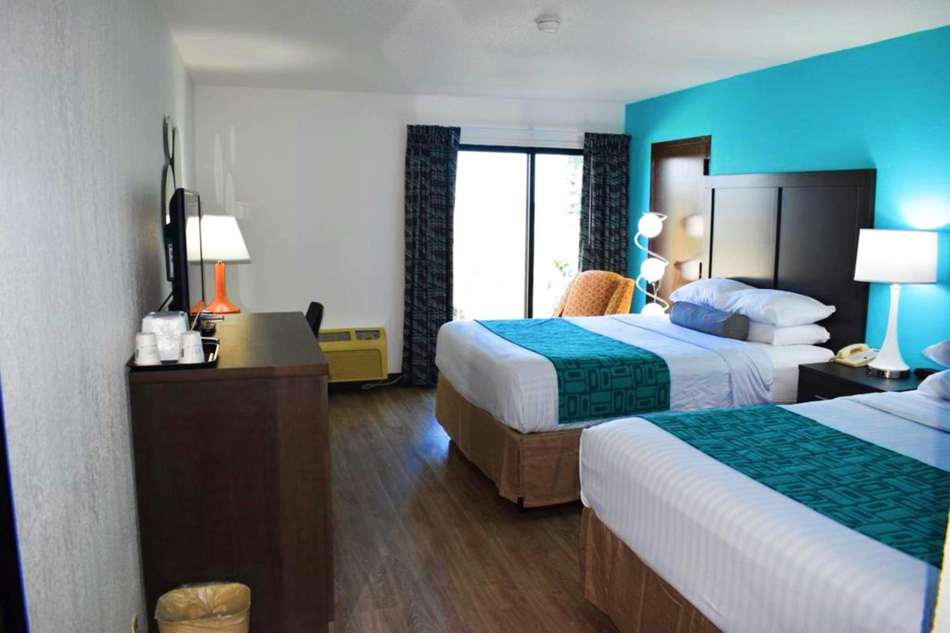Howard Johnson by Wyndham Beaufort/Parris Island photo 21