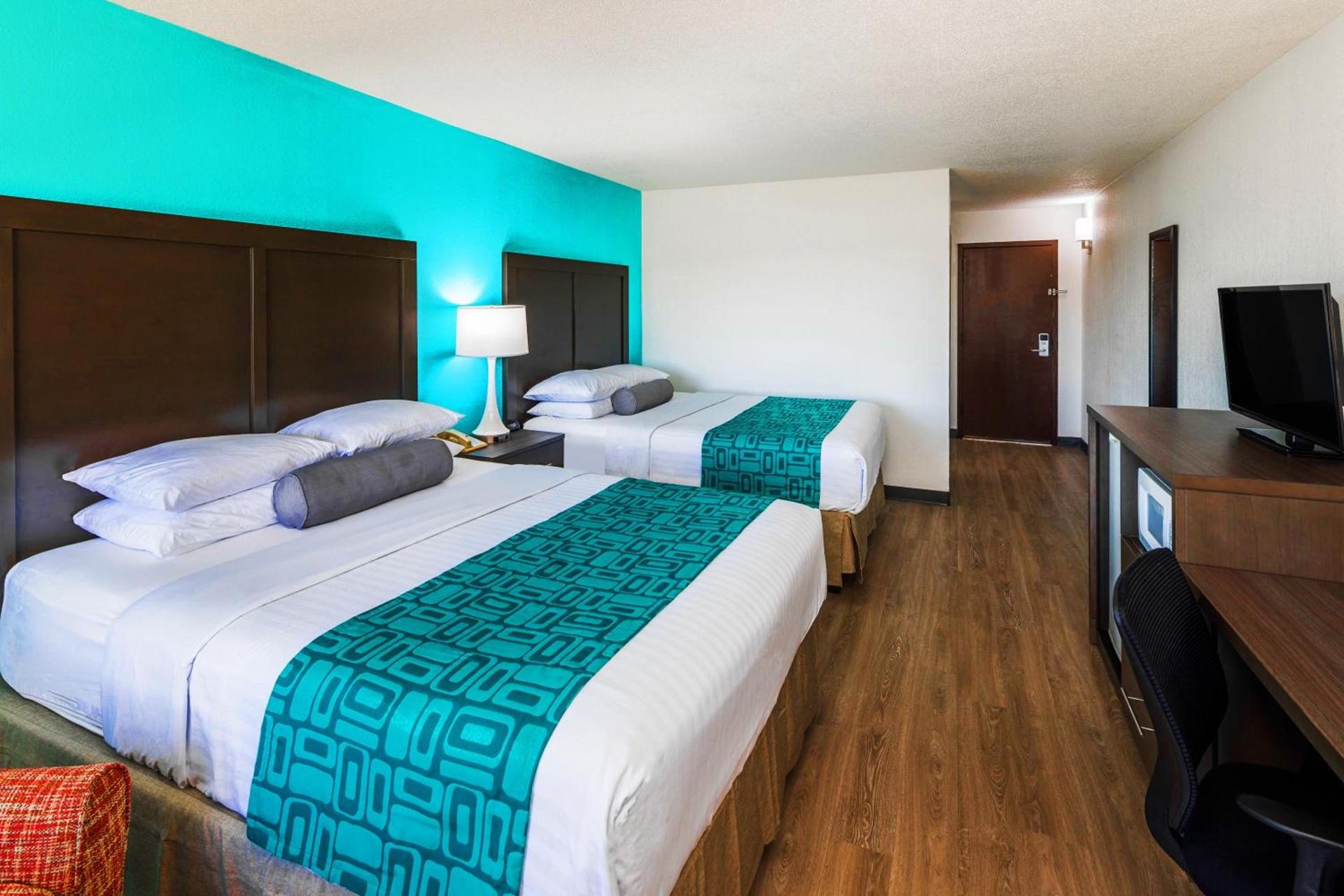 Howard Johnson by Wyndham Beaufort/Parris Island photo 12