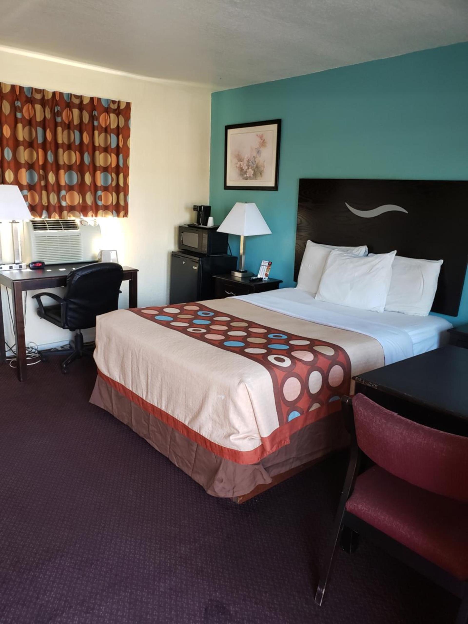American Inn photo 3