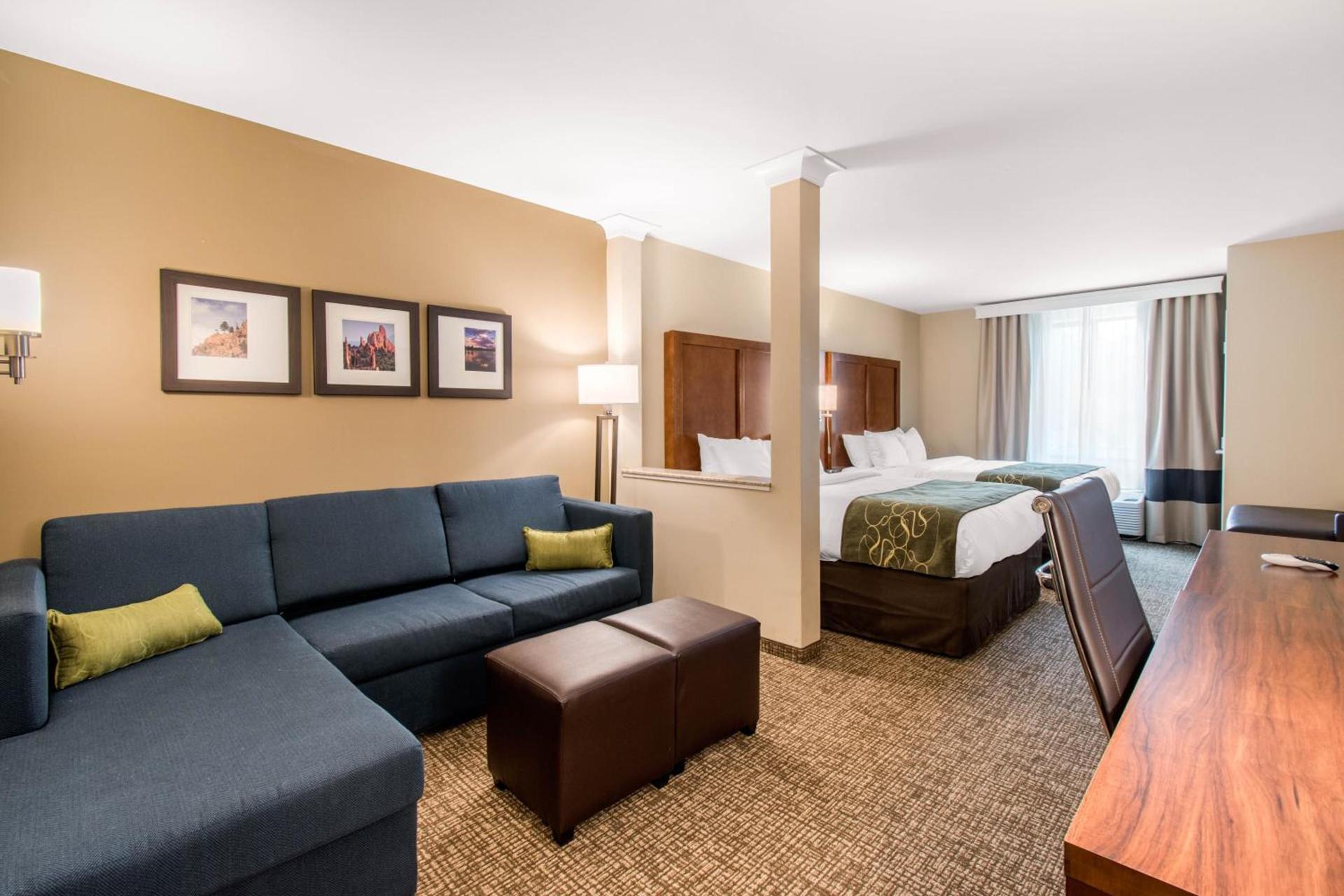 Comfort Suites Denver near Anschutz Medical Campus photo 34
