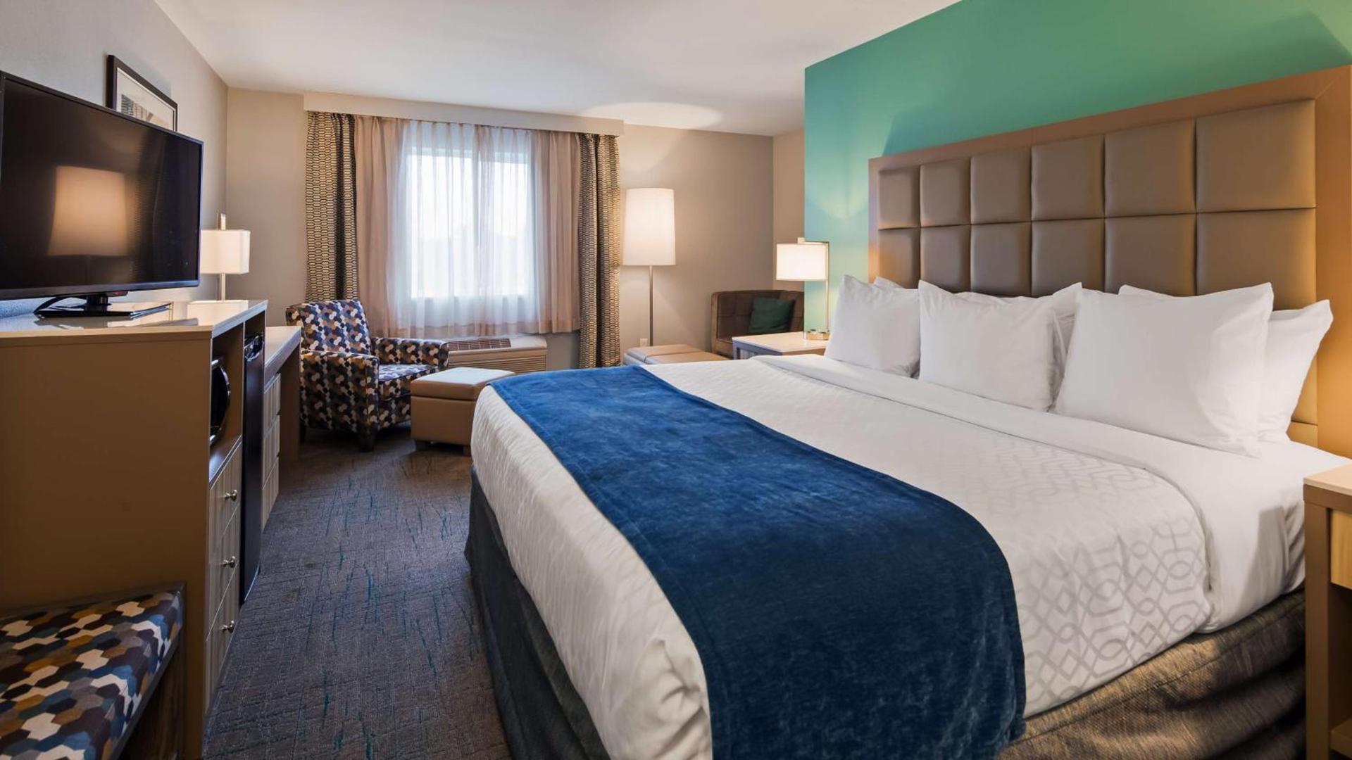 Baymont by Wyndham Maumee Toledo photo 11