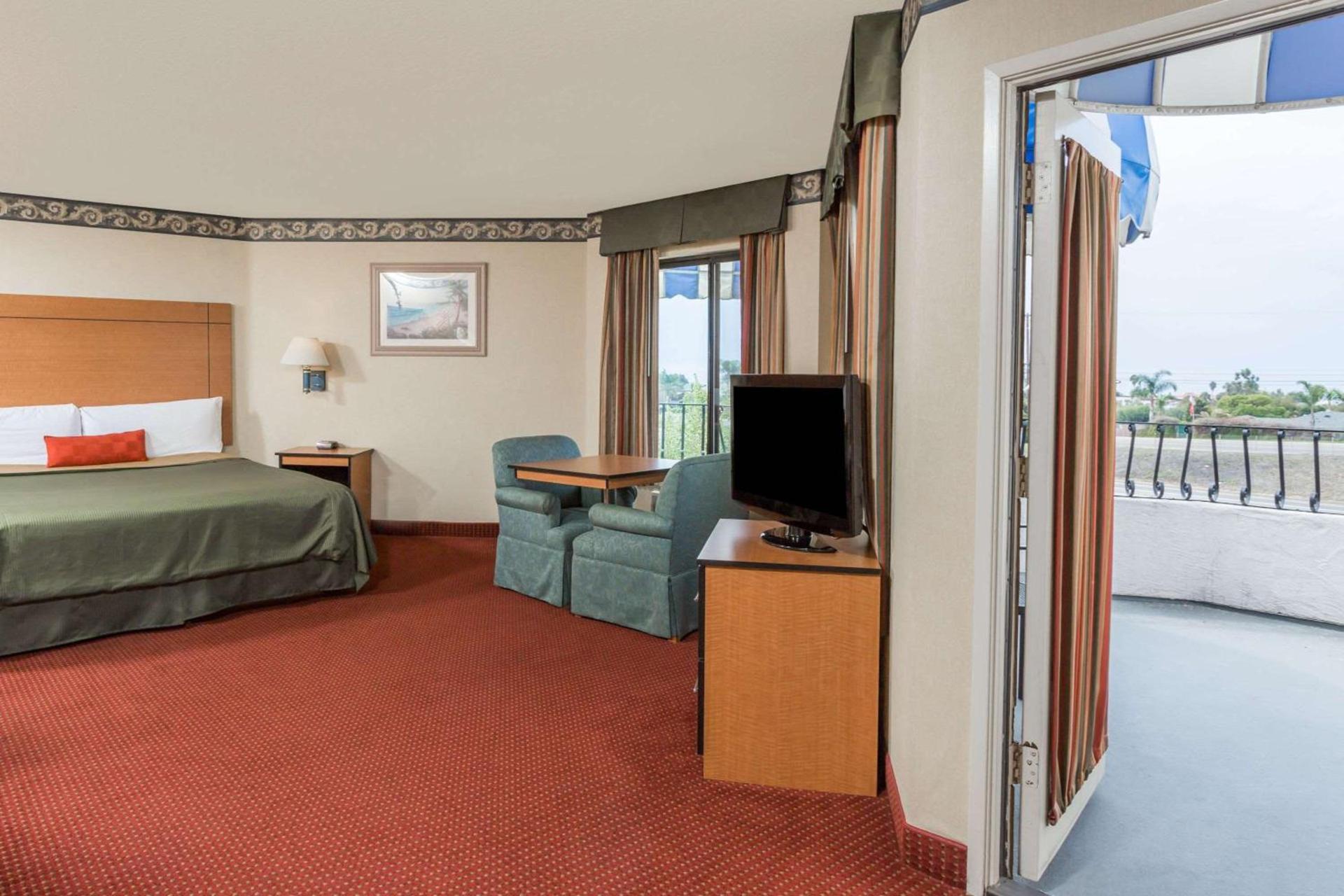 Travelodge by Wyndham San Clemente Beach photo 4