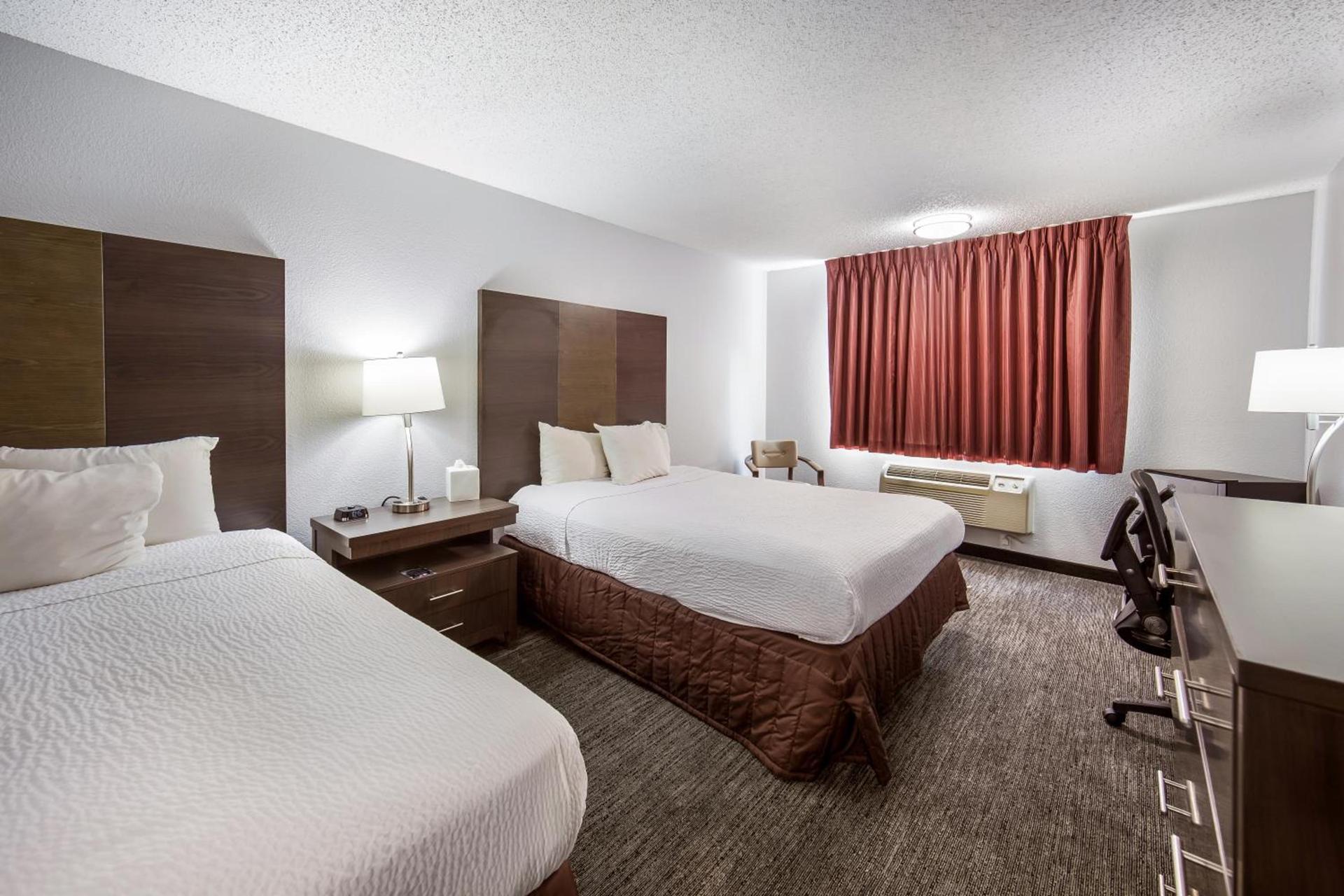 Red Lion Inn & Suites Grants Pass photo 18