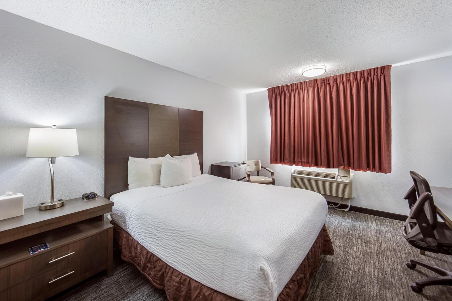 Red Lion Inn & Suites Grants Pass photo 21