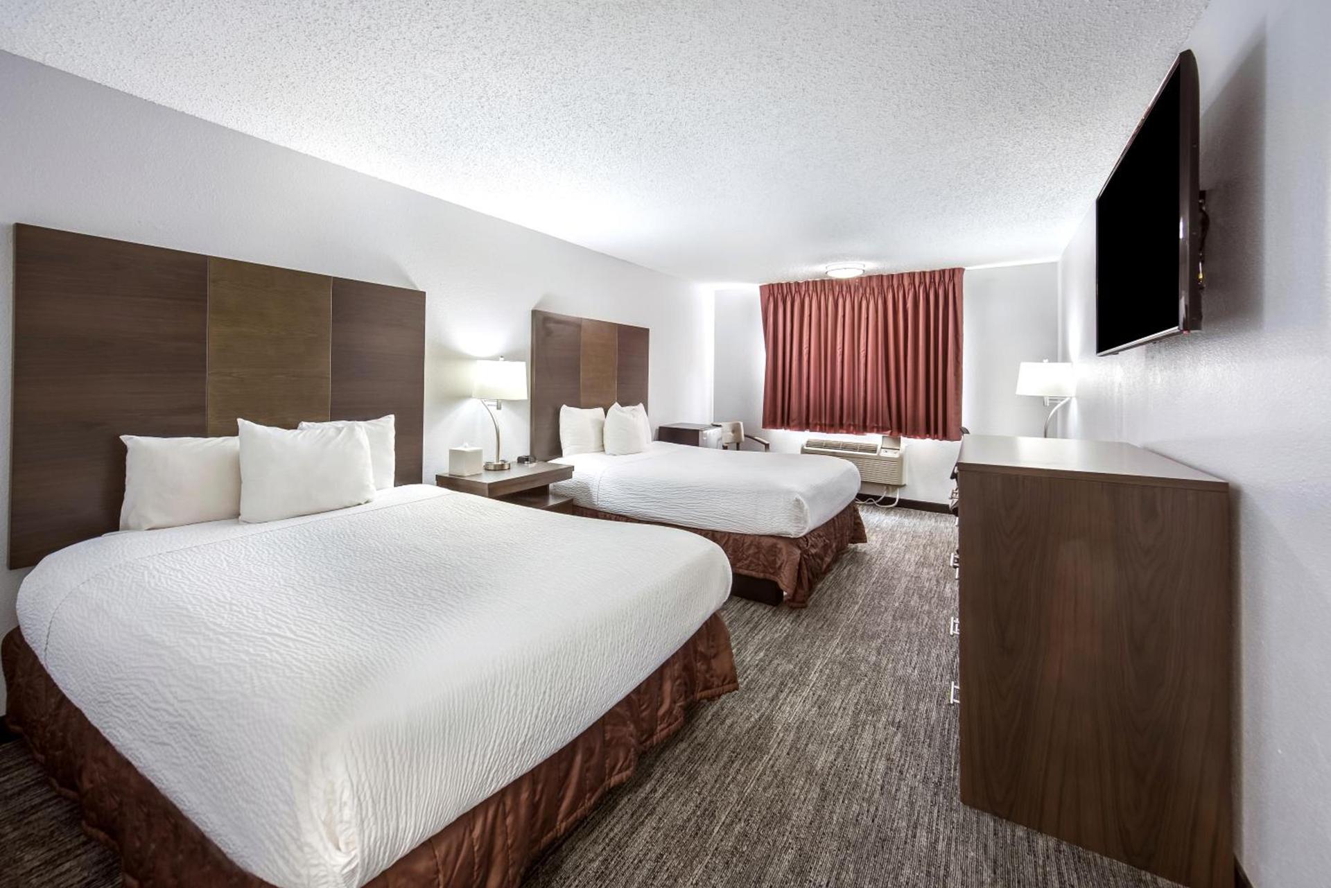 Red Lion Inn & Suites Grants Pass photo 23