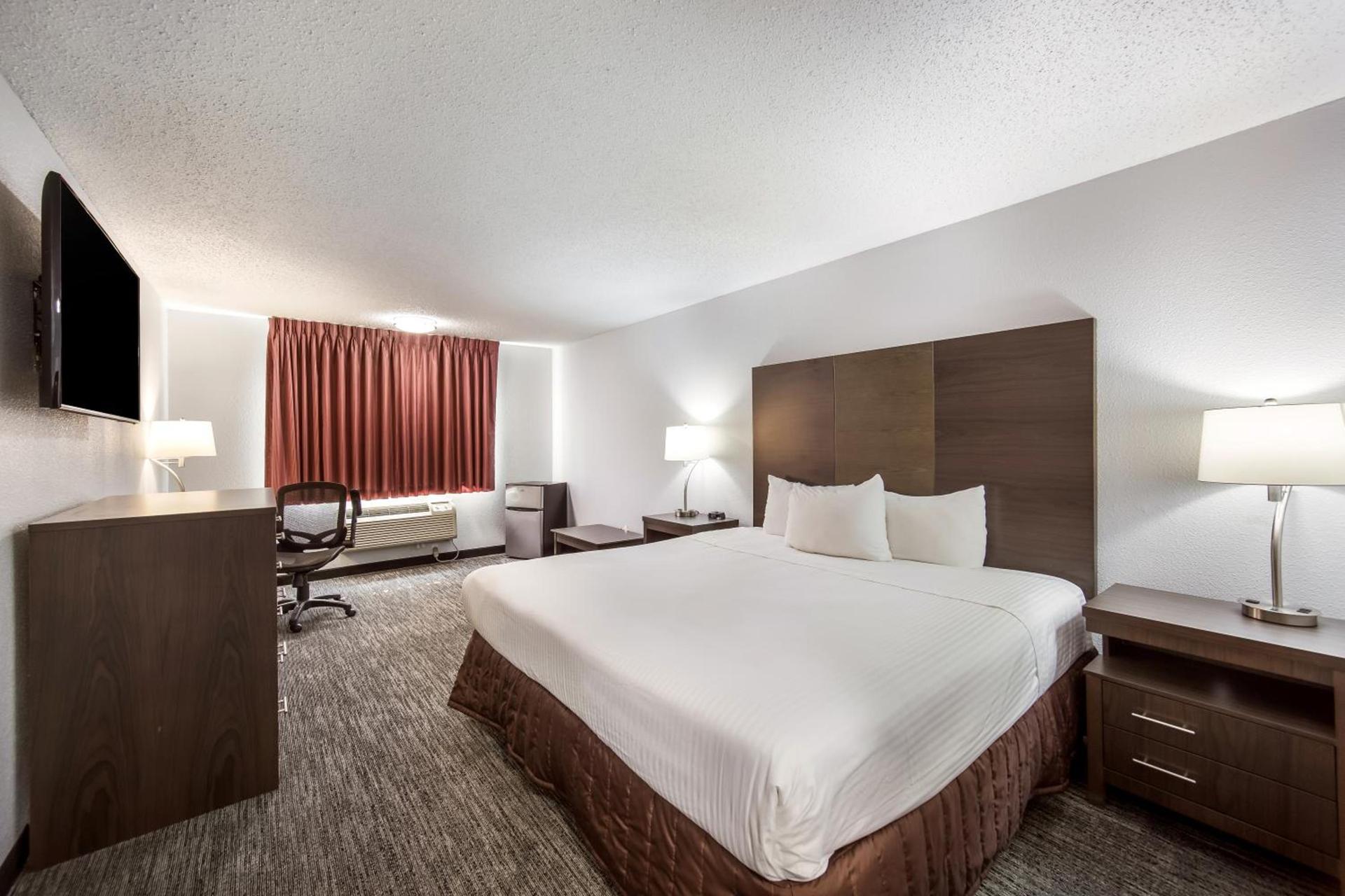 Red Lion Inn & Suites Grants Pass photo 28