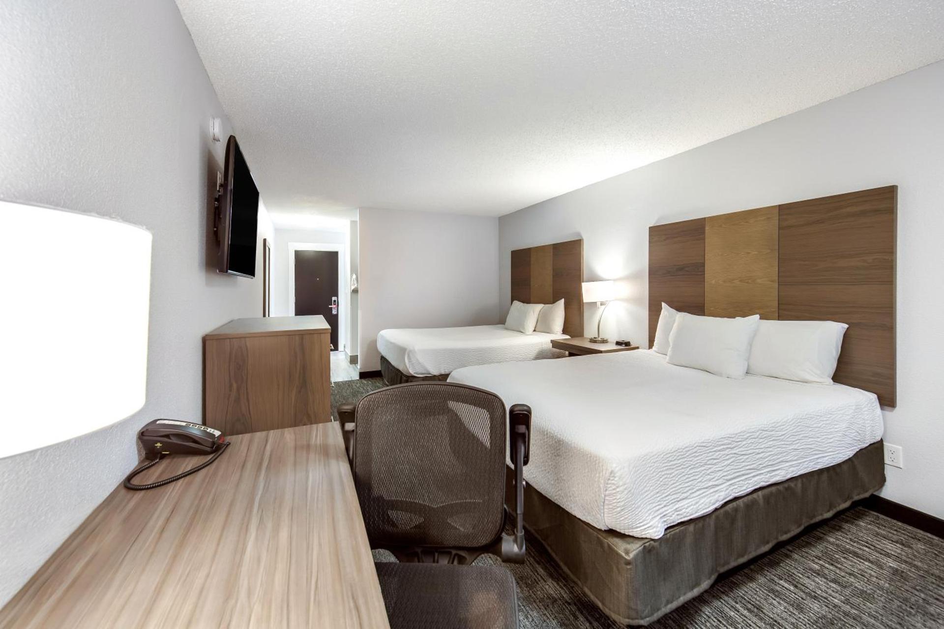 Red Lion Inn & Suites Grants Pass photo 31