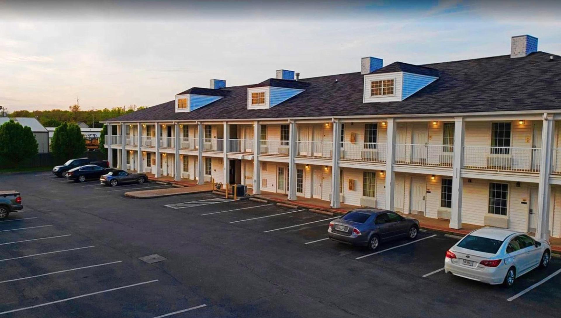 Baymont by Wyndham Tullahoma photo 35