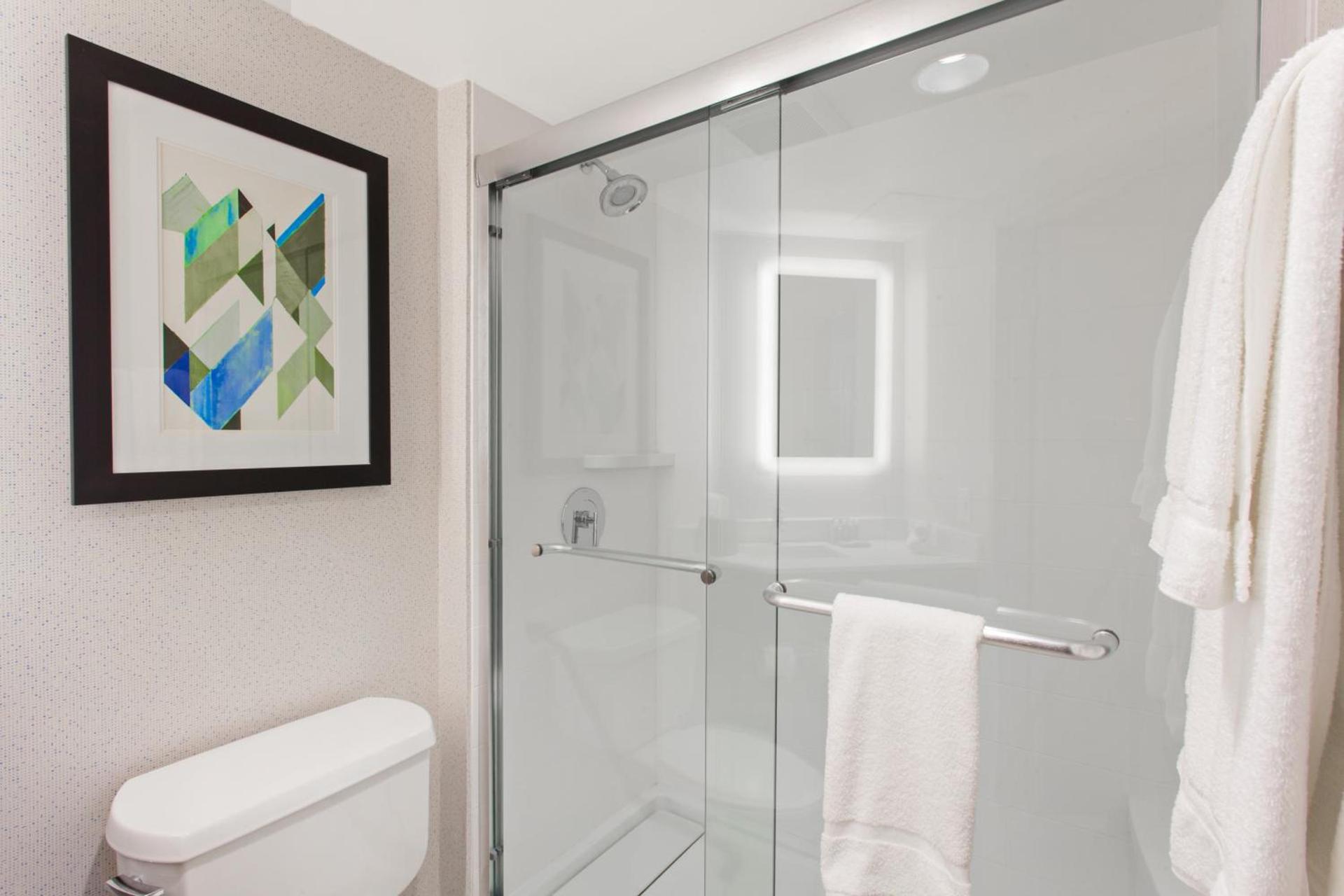 Holiday Inn Express West Los Angeles by IHG photo 6