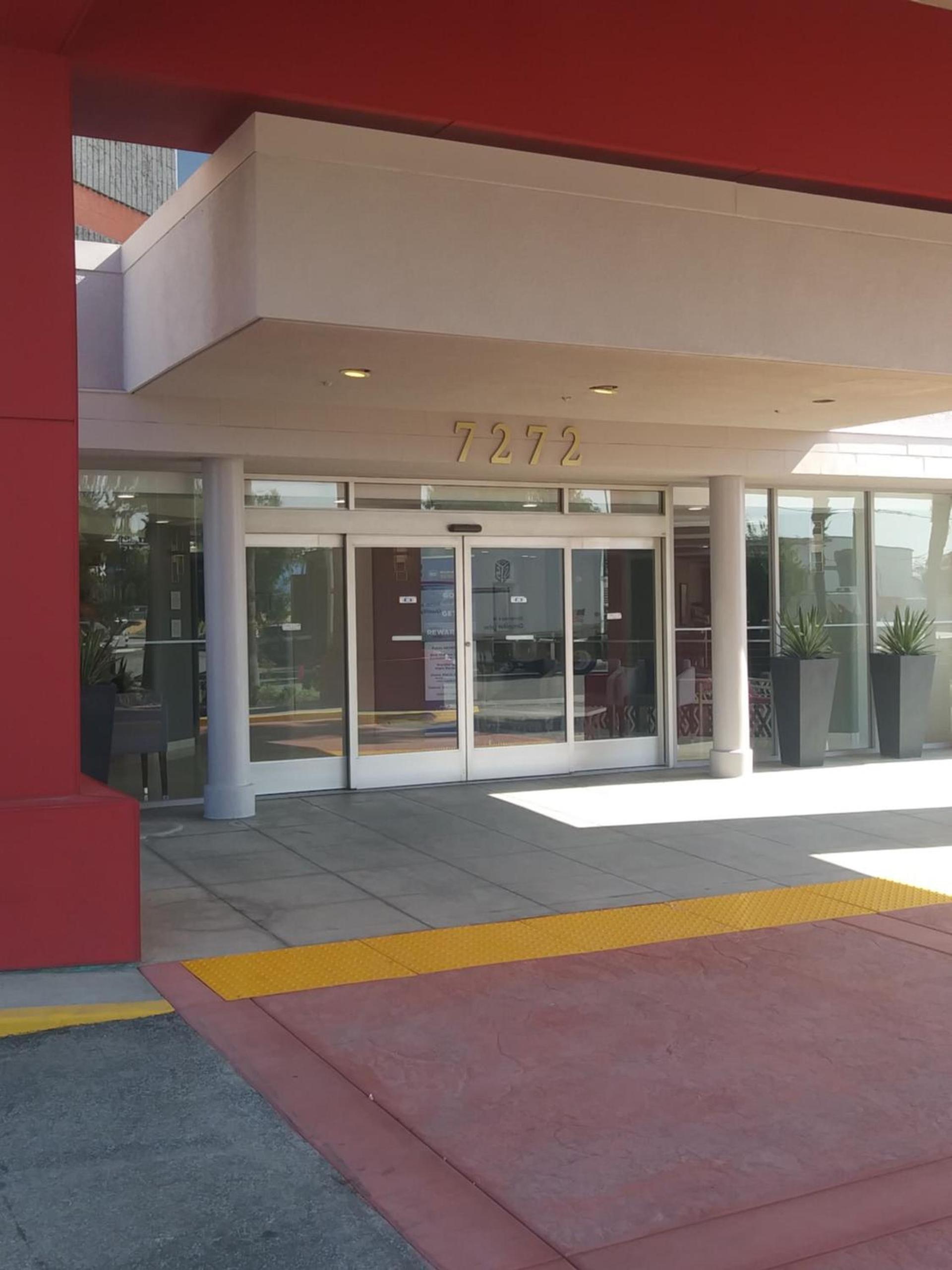 Best Western Plus Commerce Hotel photo 33