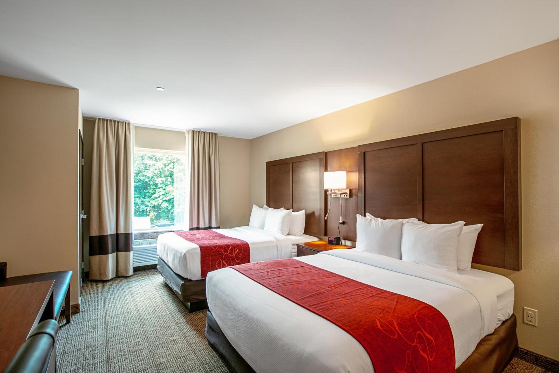 Comfort Suites Fishkill near Interstate 84 photo 13