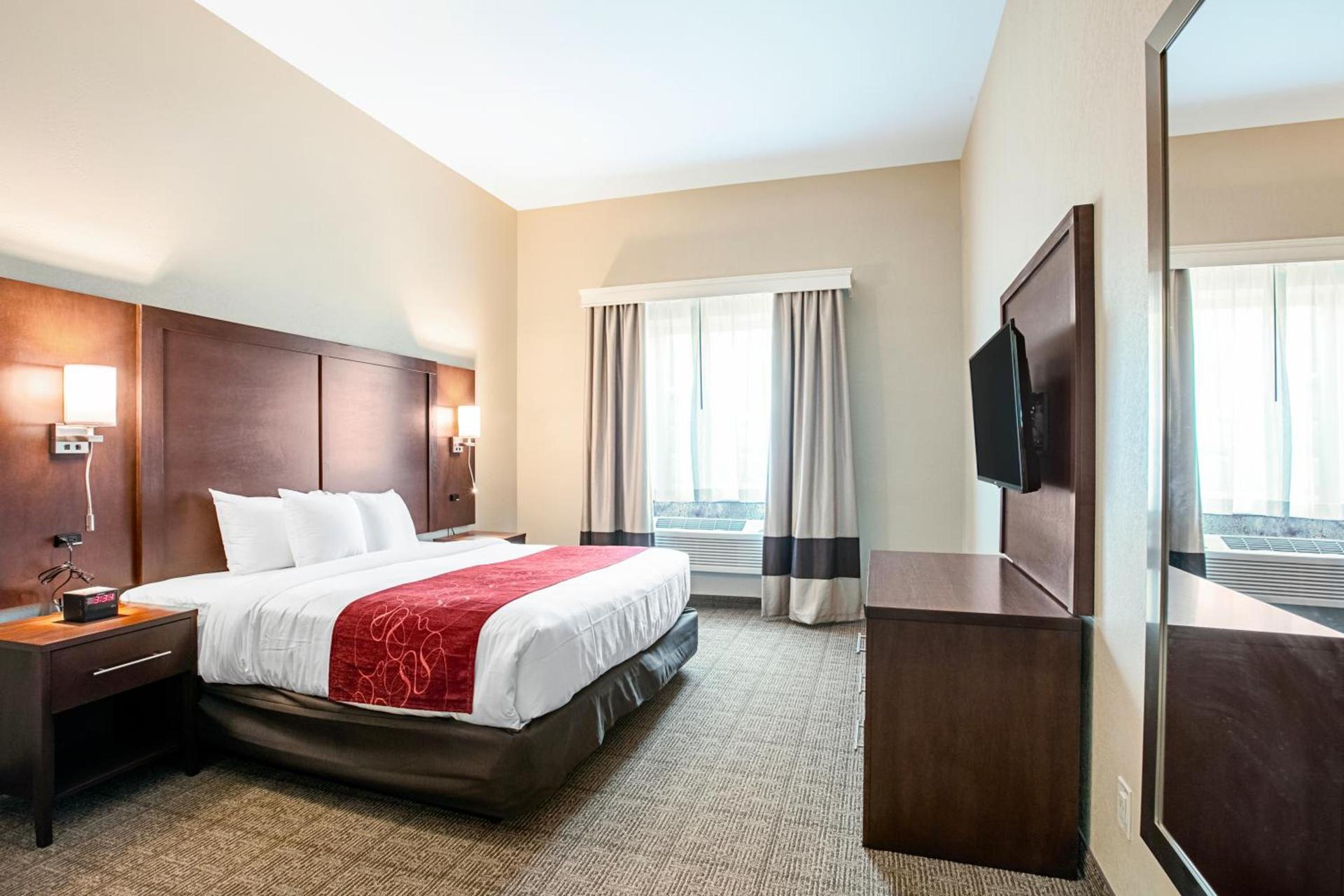 Comfort Suites Fishkill near Interstate 84 photo 16