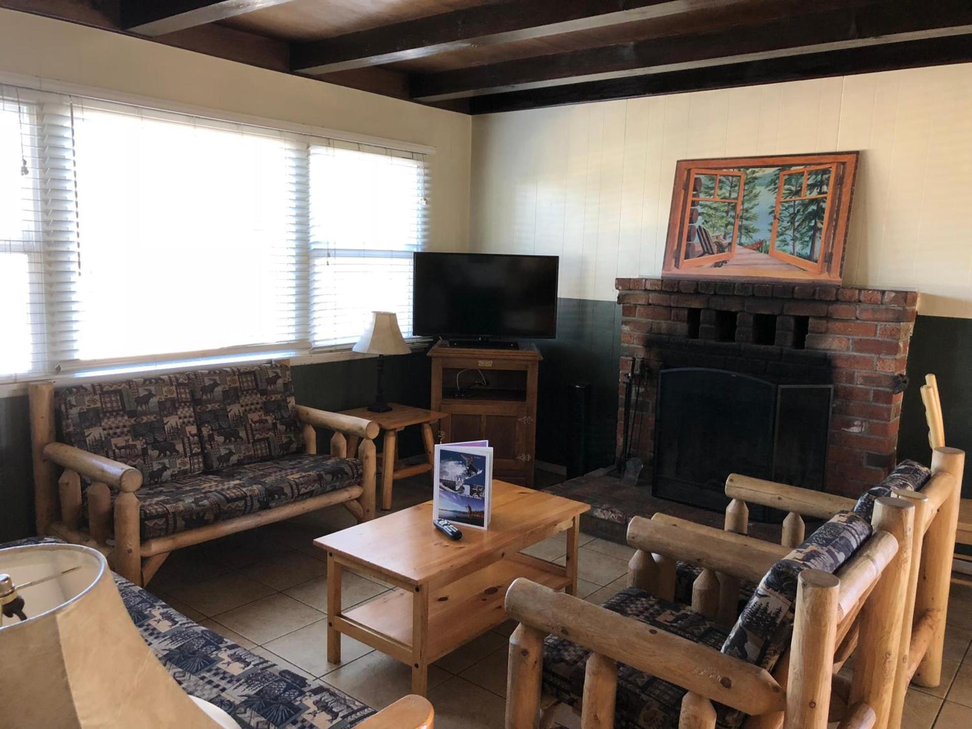 Fireside Lodge photo 31