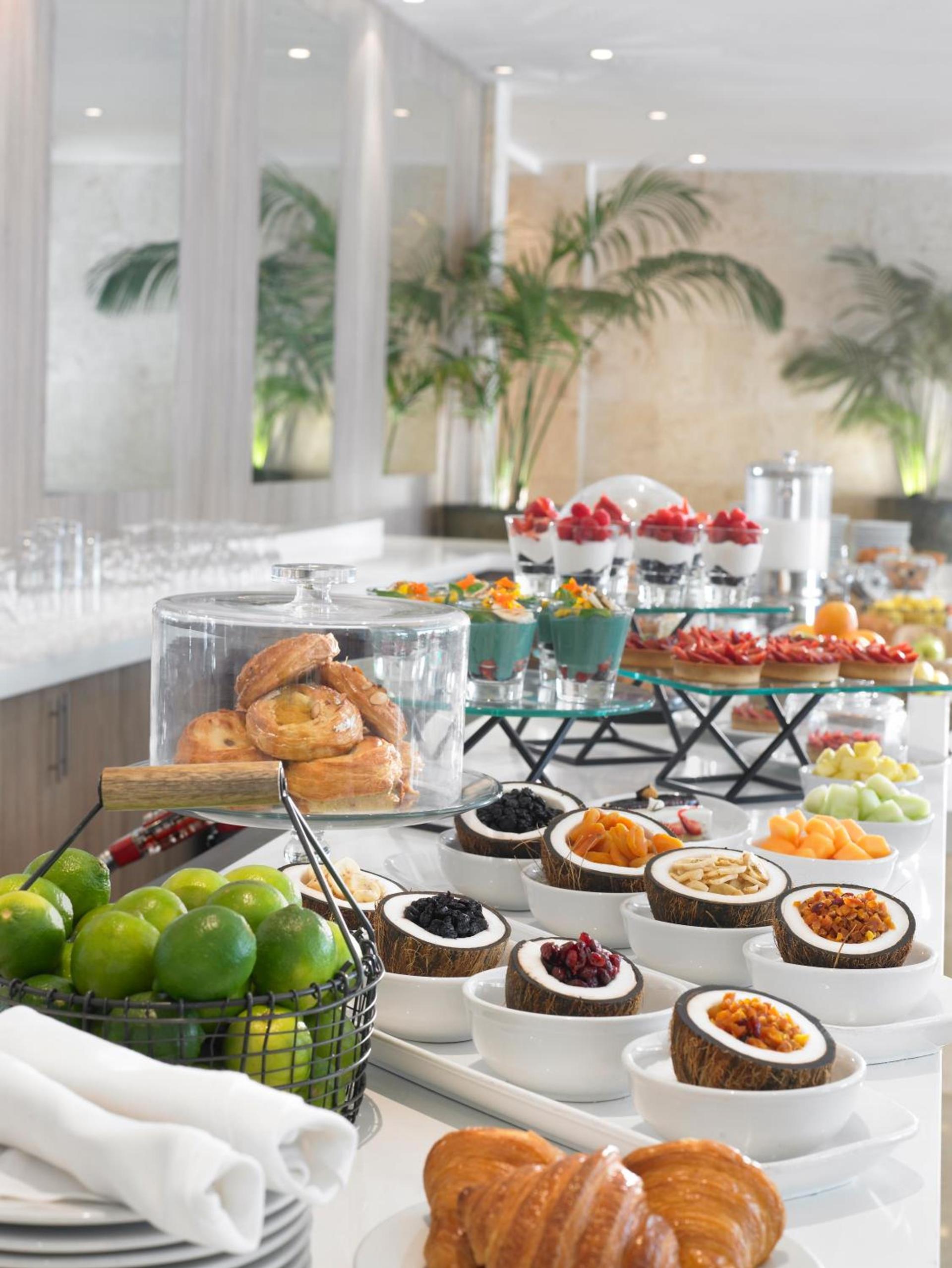Grand Beach Hotel photo 7