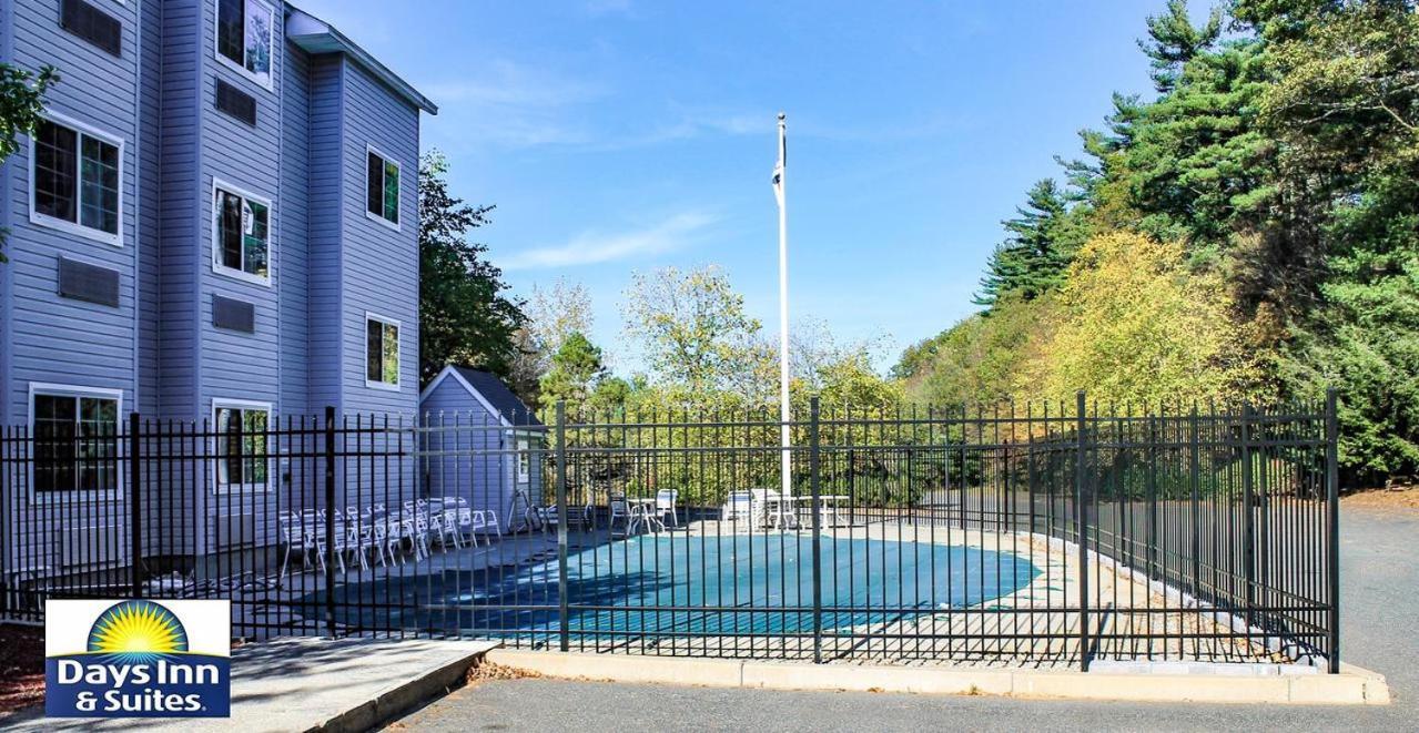 Days Inn by Wyndham Sturbridge photo 16