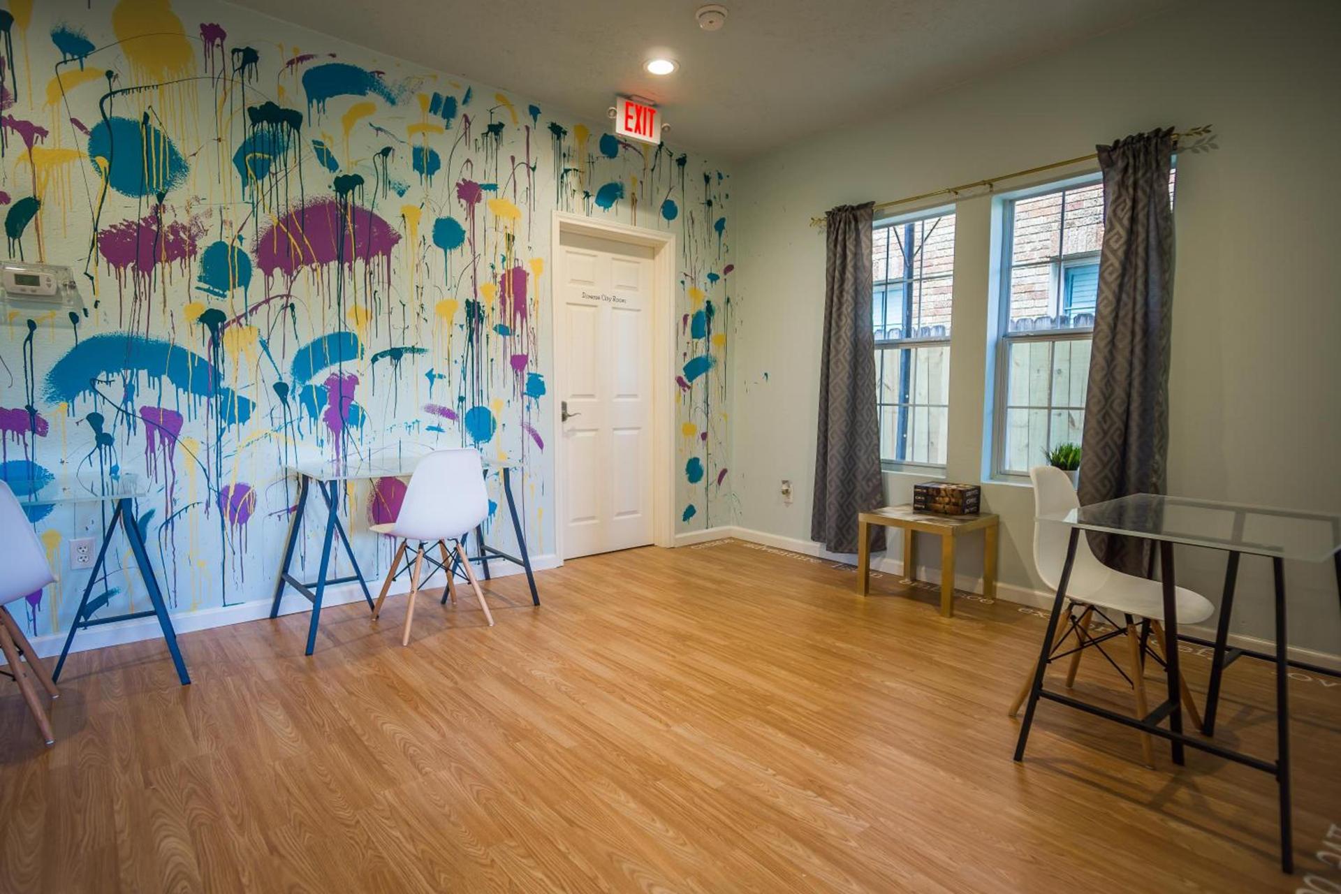 Wanderstay Houston Hostel photo 47