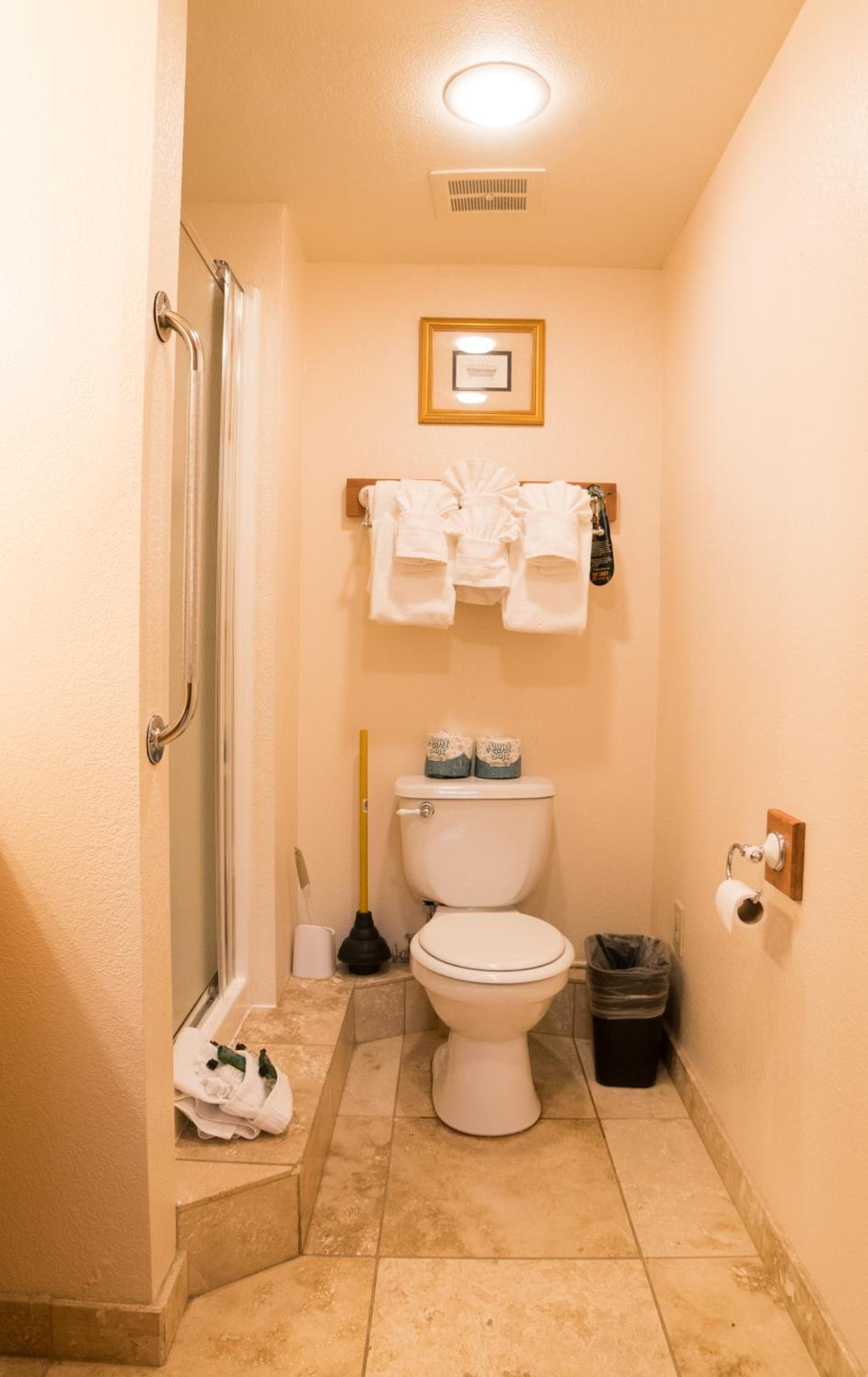 Silver Moon Inn photo 44
