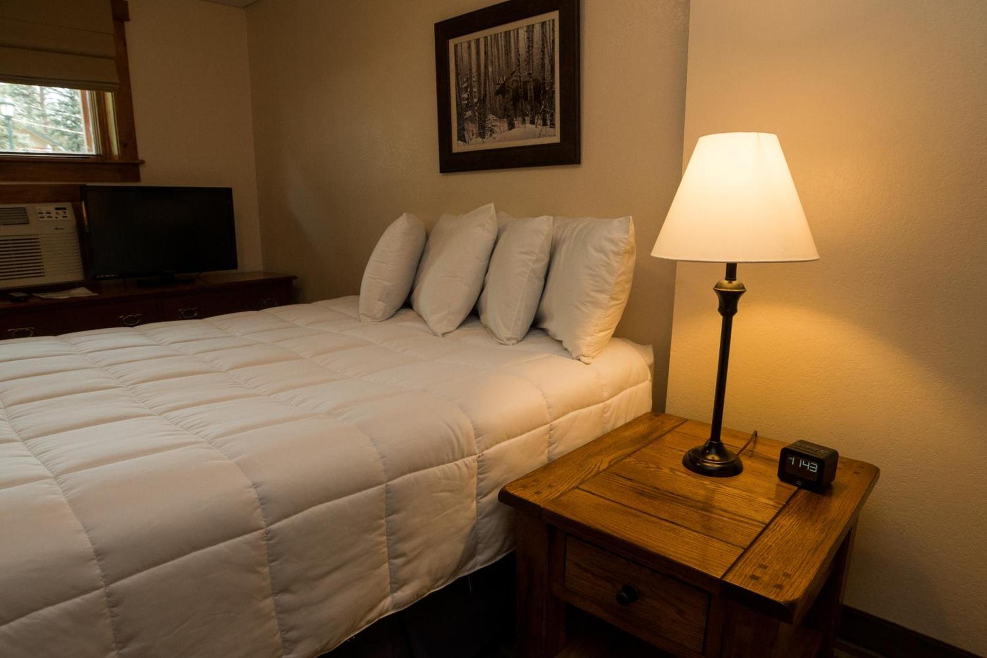 Silver Moon Inn photo 50