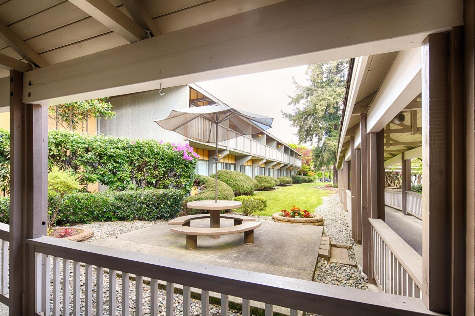 Red Lion Hotel Bellevue photo 16