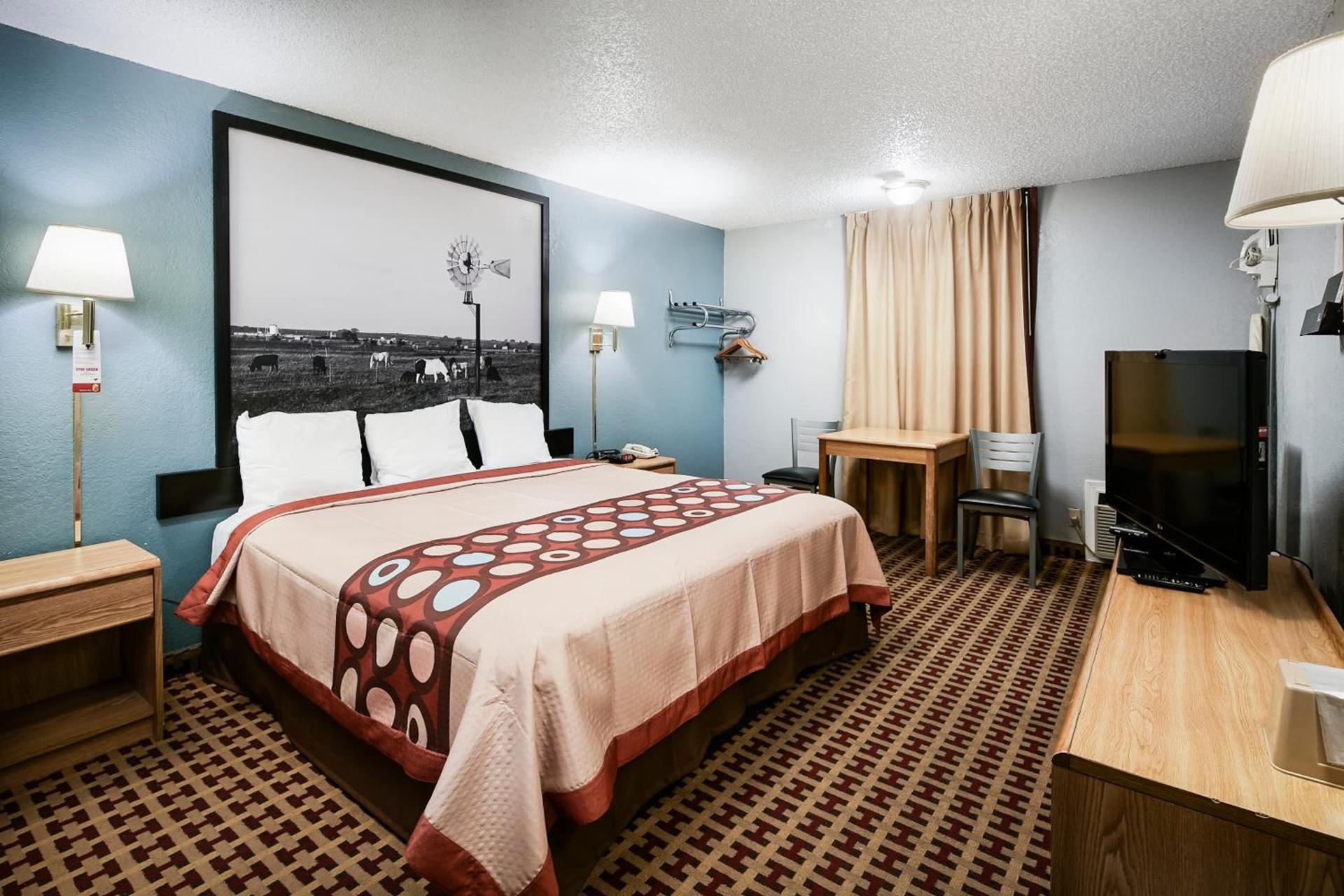 Super 8 by Wyndham Elk City photo 15