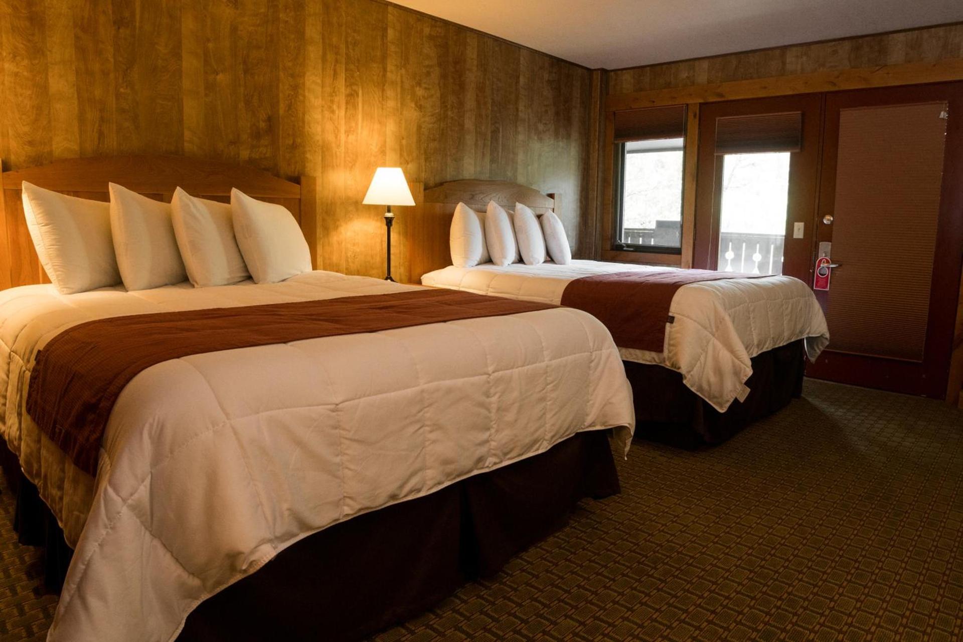 Silver Moon Inn photo 28