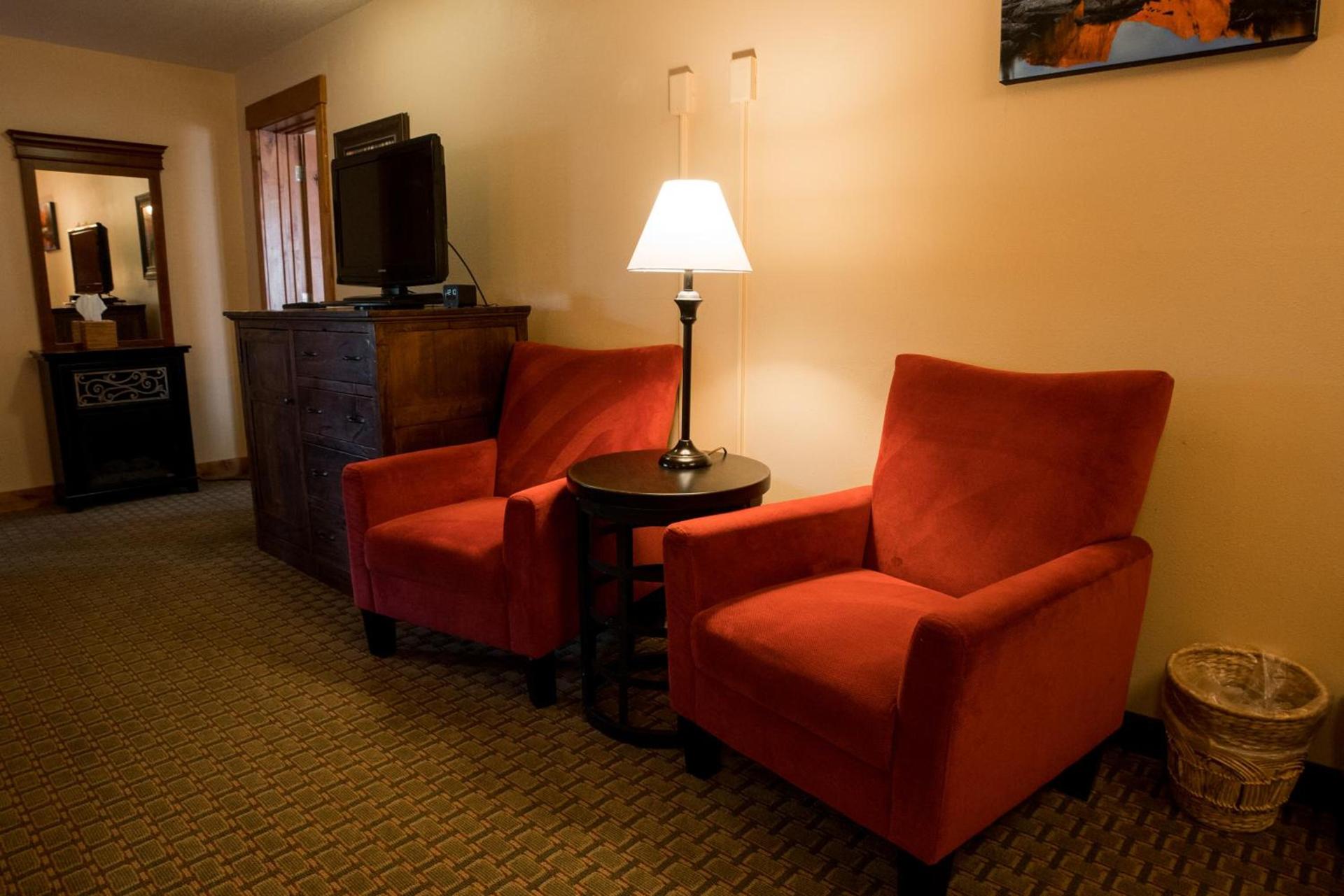 Silver Moon Inn photo 29