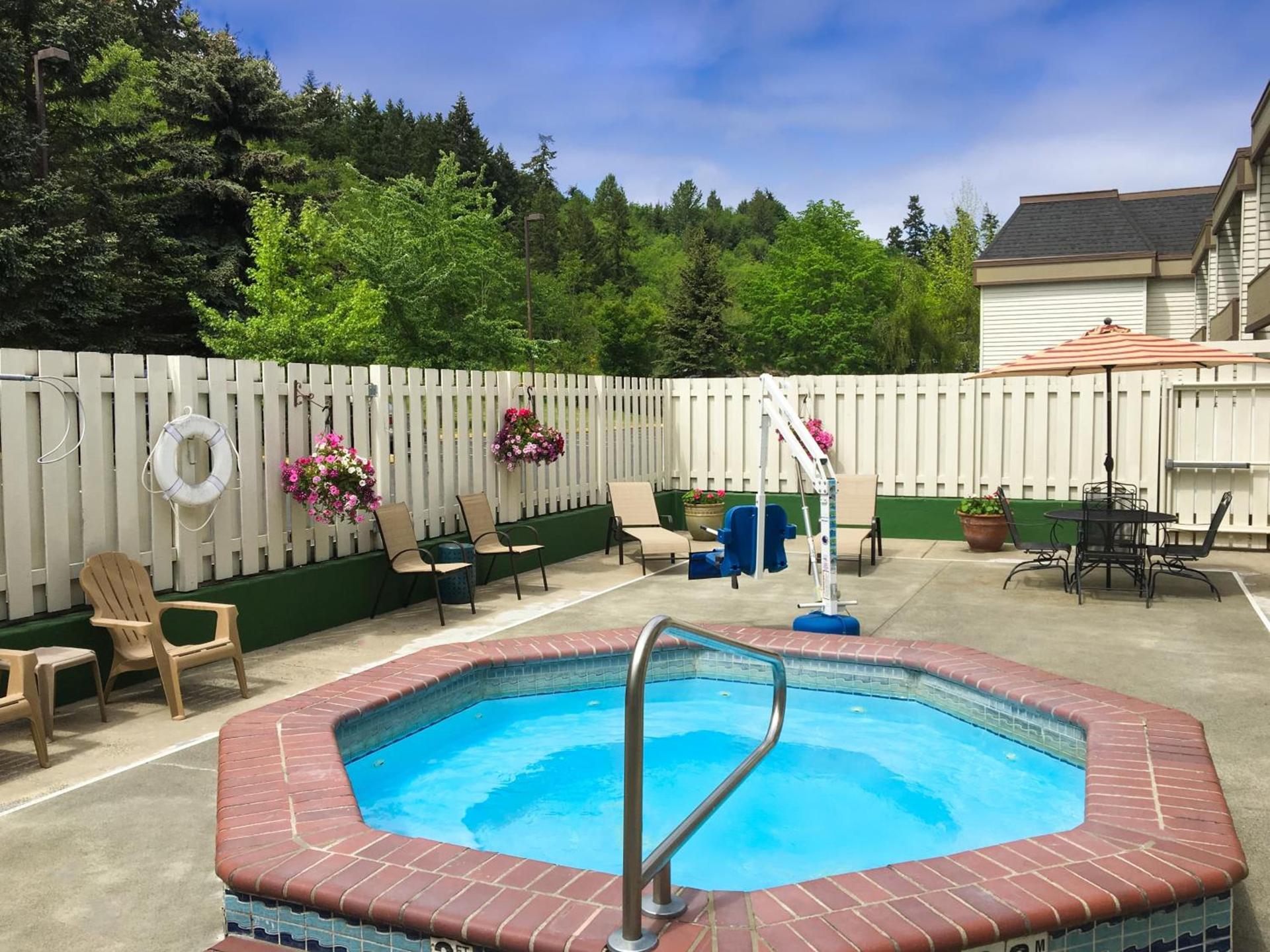 GuestHouse Inn & Suites Poulsbo photo 20