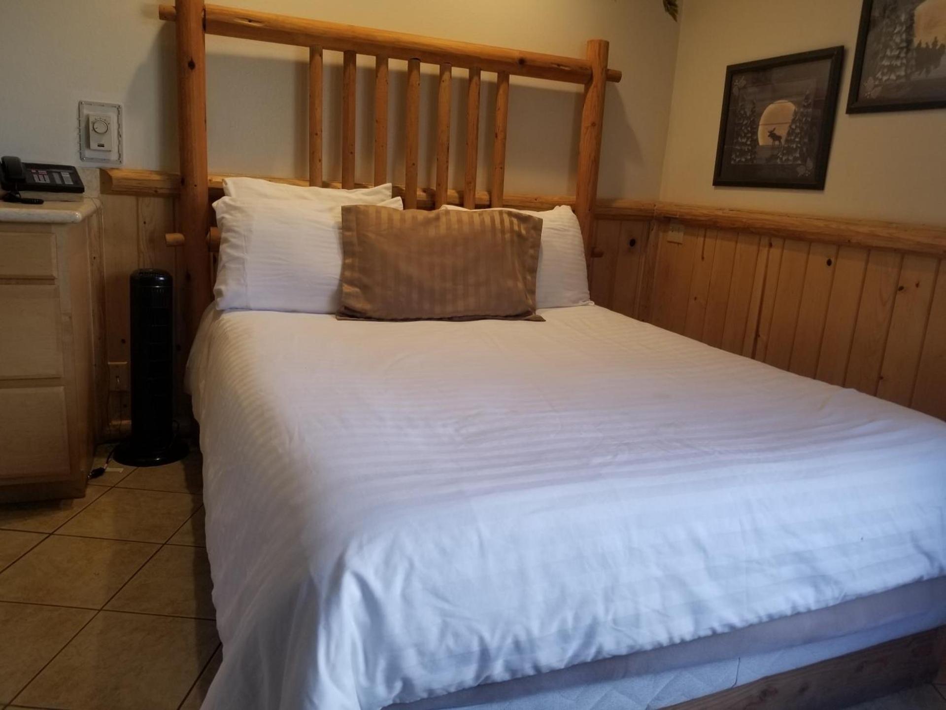 Fireside Lodge photo 98