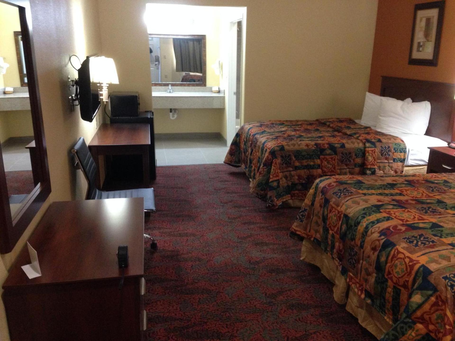Executive Inn photo 7