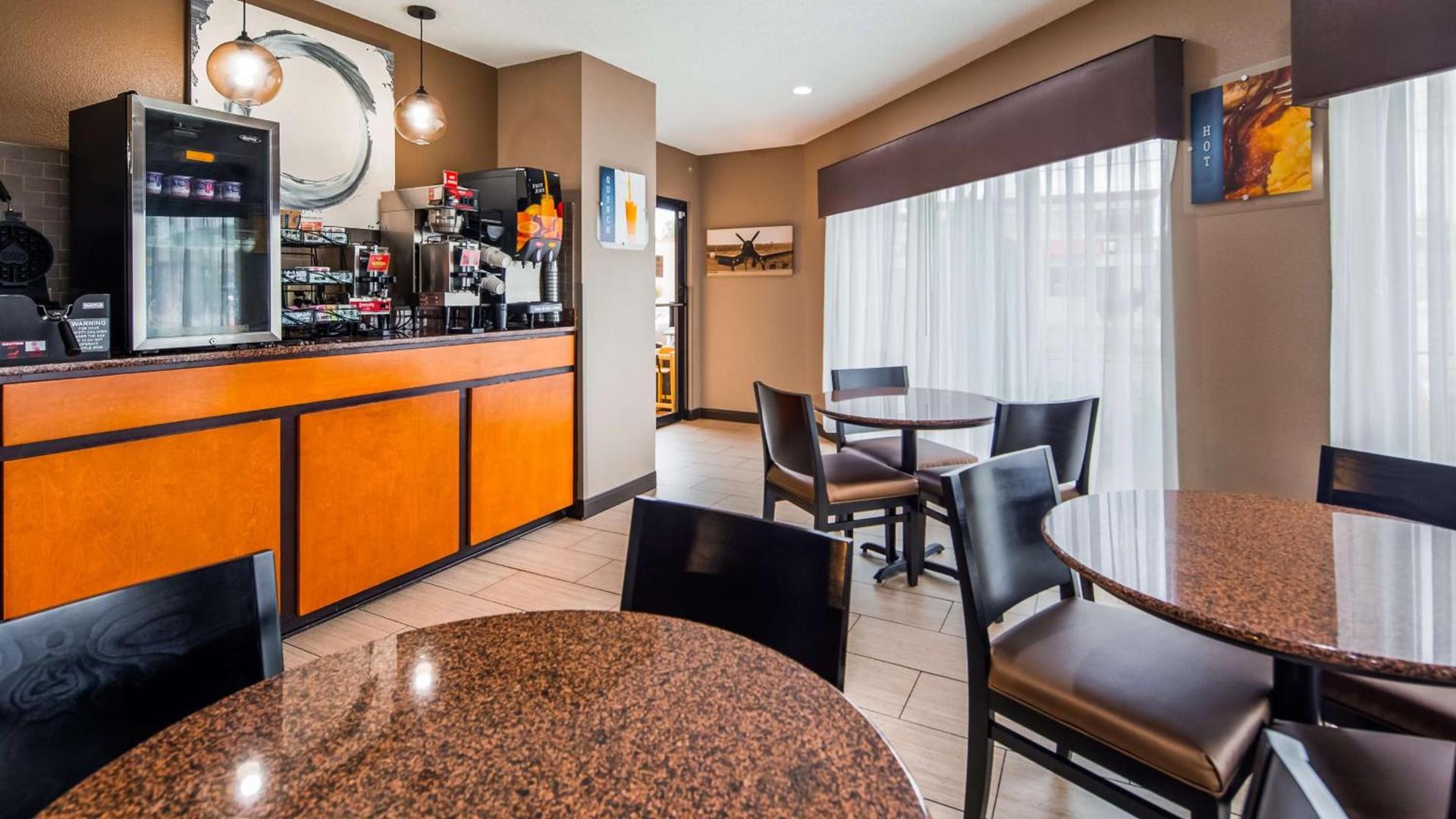 Best Western Airport Inn photo 5